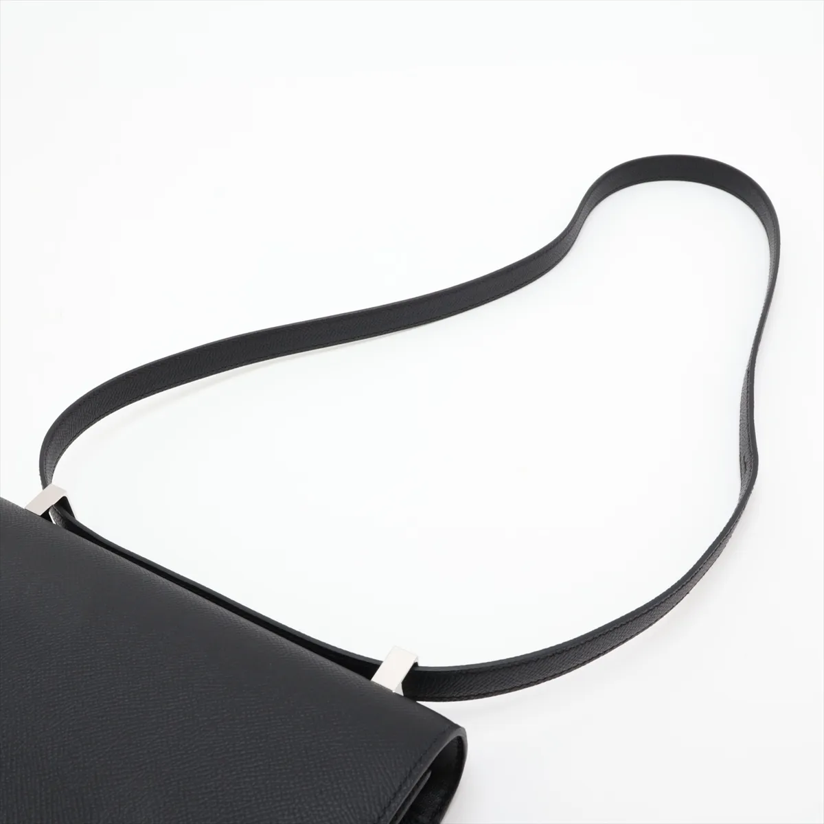 [Individually packaged] Hermes Constance 24 Miroir Veau Epsom Black Silver Hardware G:2026 Model with Mirror — view 5