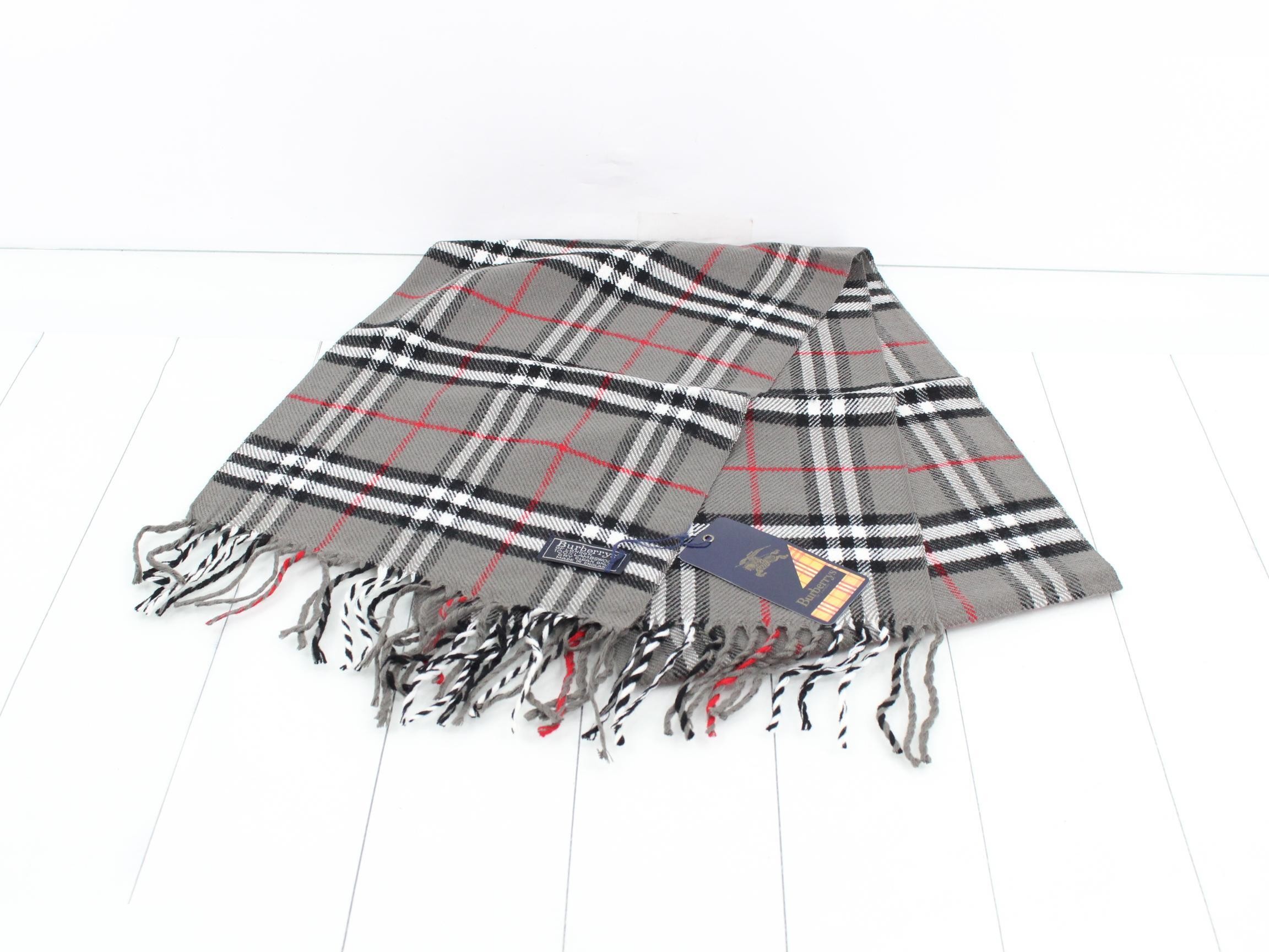 Other lines: Small items, accessories, and scarves — view 2