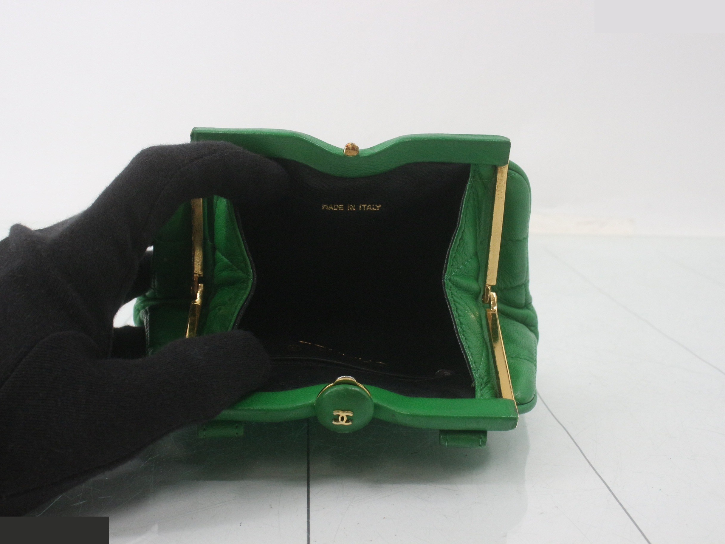 Matelassé pouch — view 4
