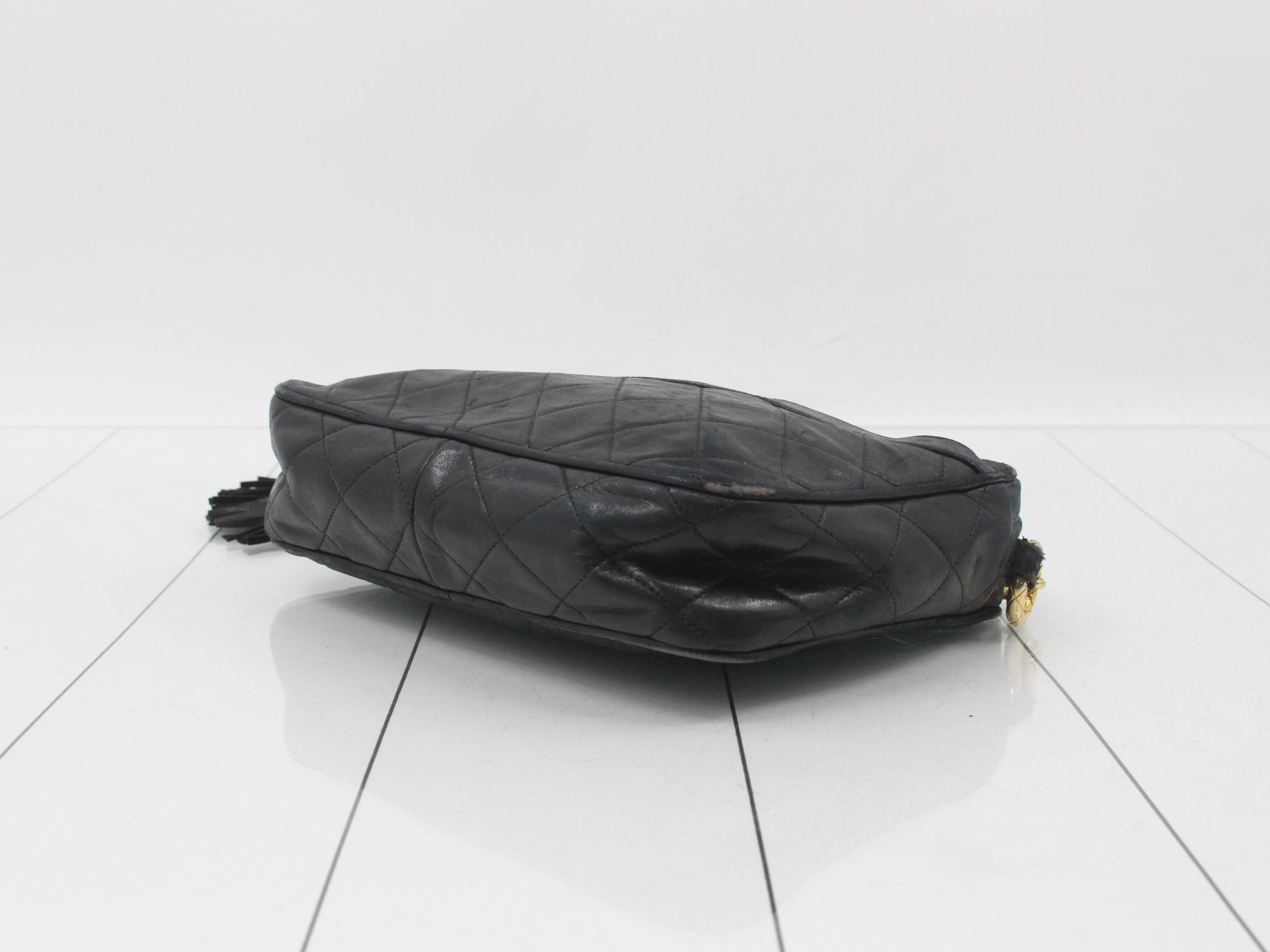 Matelassé (Bag) - Chain Shoulder Bag - Coco Mark - Black — view 6