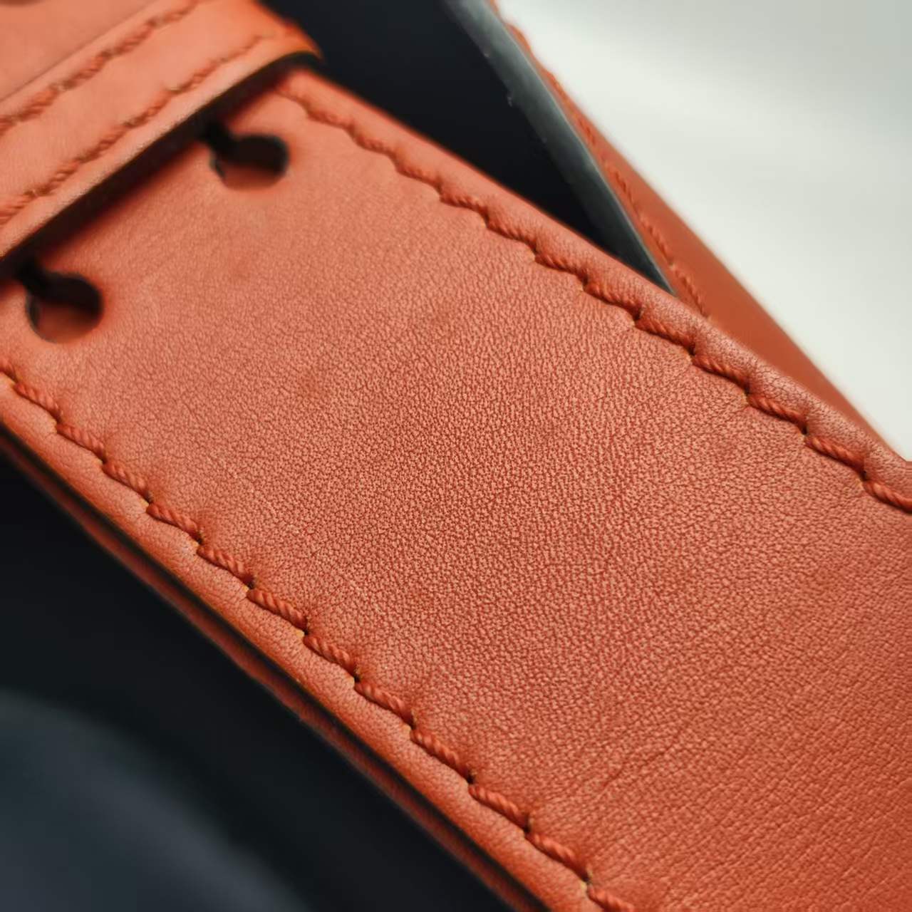 【*Shipped from: China*】BURBERRY Bucket Leather Shoulder Bag — view 12