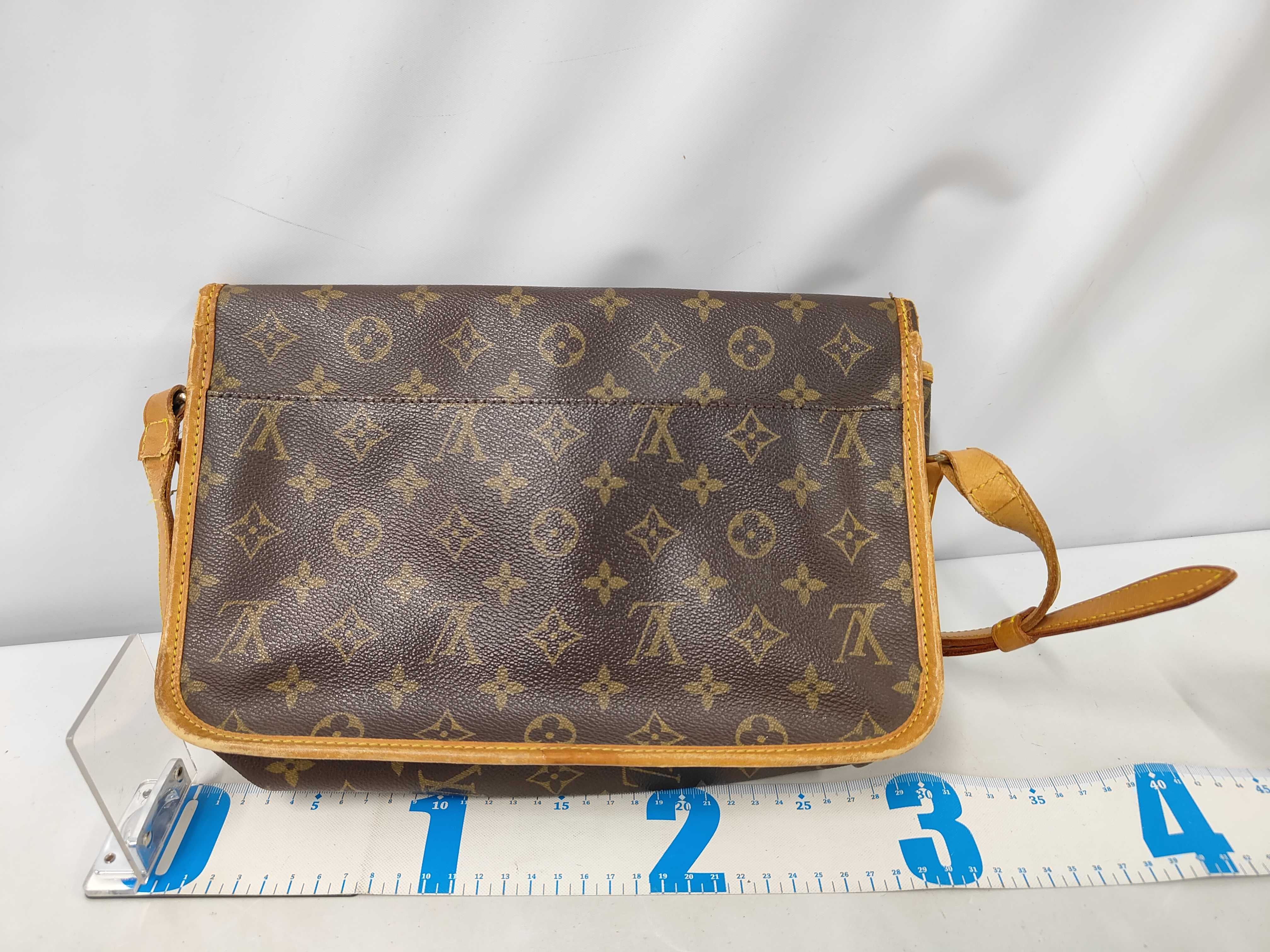 Monogram Gibeciere MM M42247 Shoulder Bag — view 2
