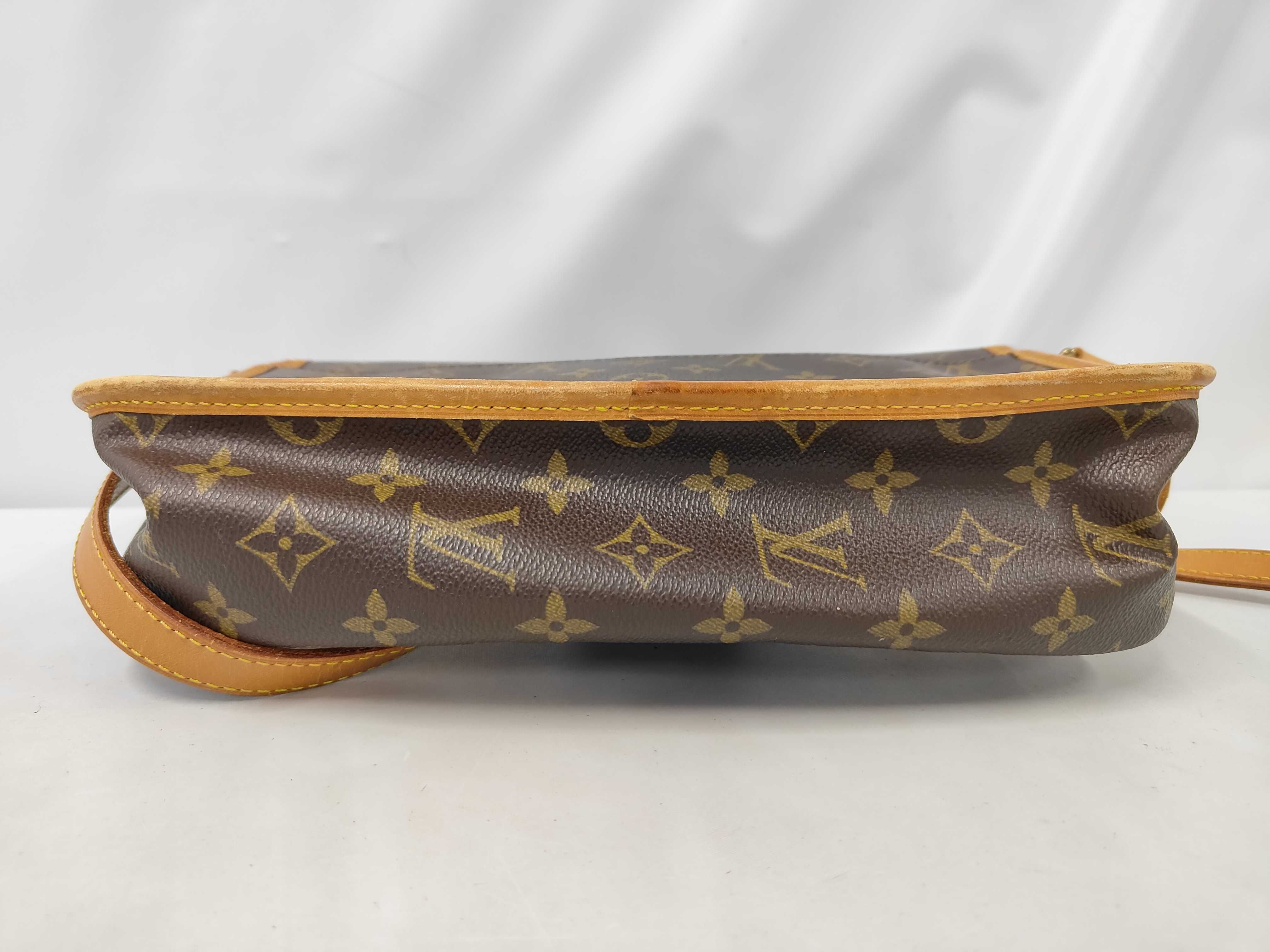 Monogram Gibeciere MM M42247 Shoulder Bag — view 3