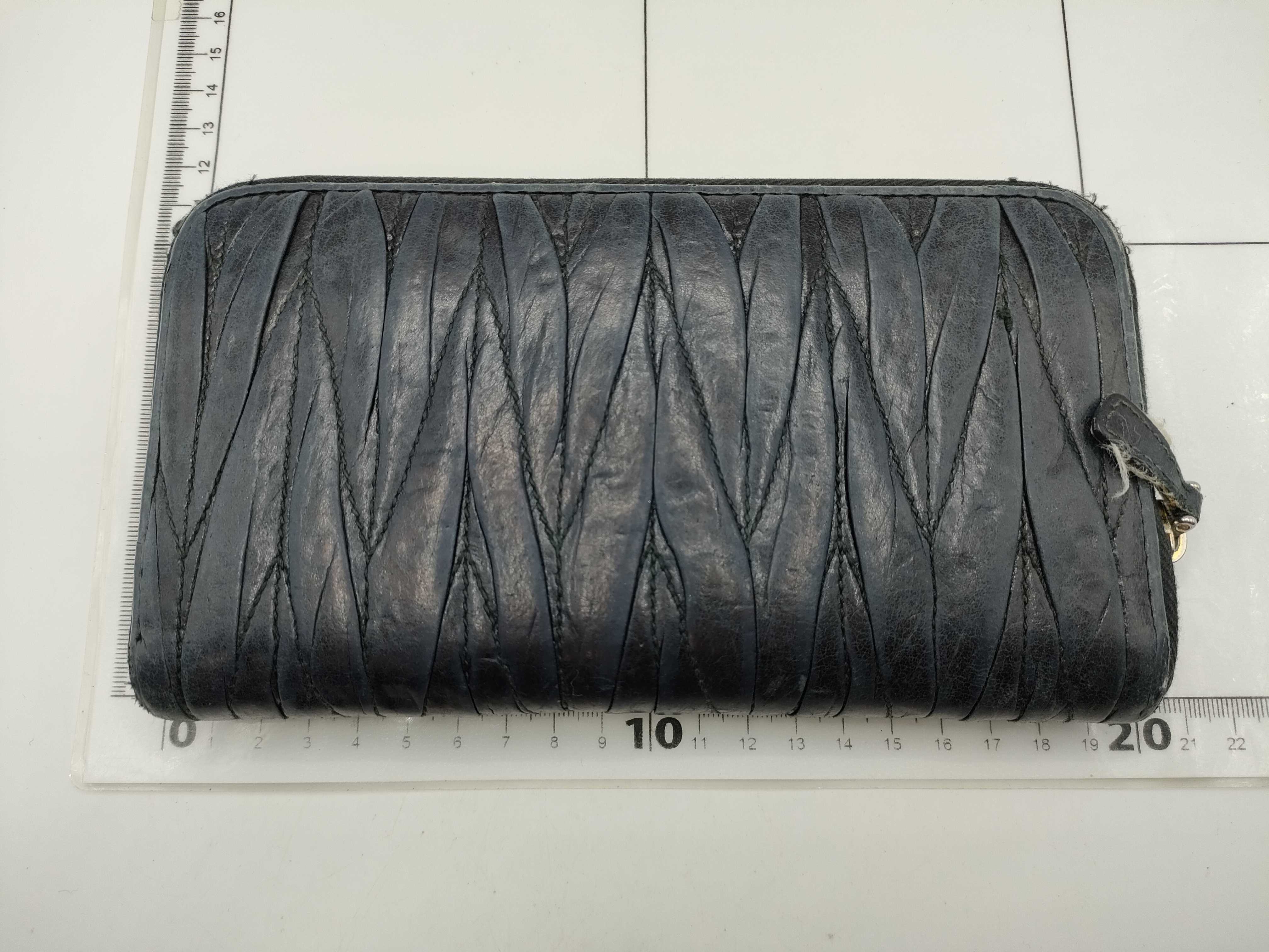 Matelassé Wallet / Black Wallet — view 2