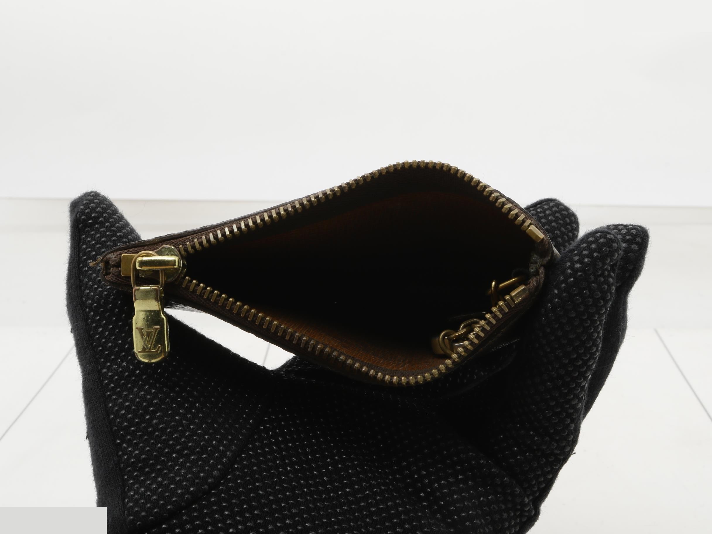 M62650 Pochette Clé — view 4