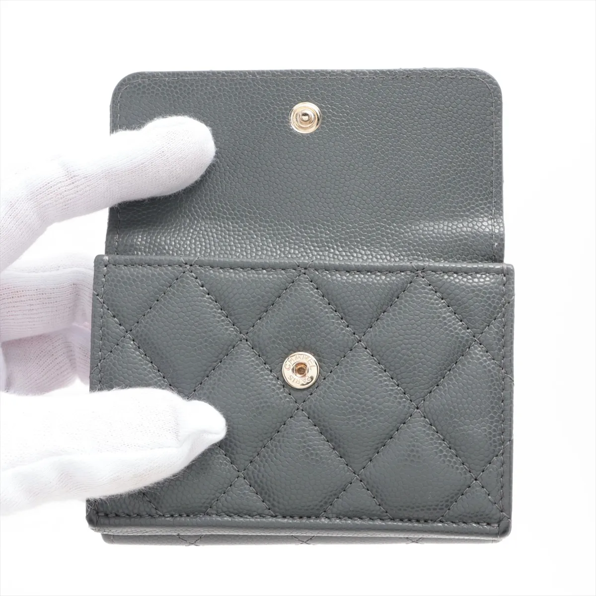 Matelasse Caviar Skin Compact Wallet Gray Silver Hardware PTPHTPA1 — view 3
