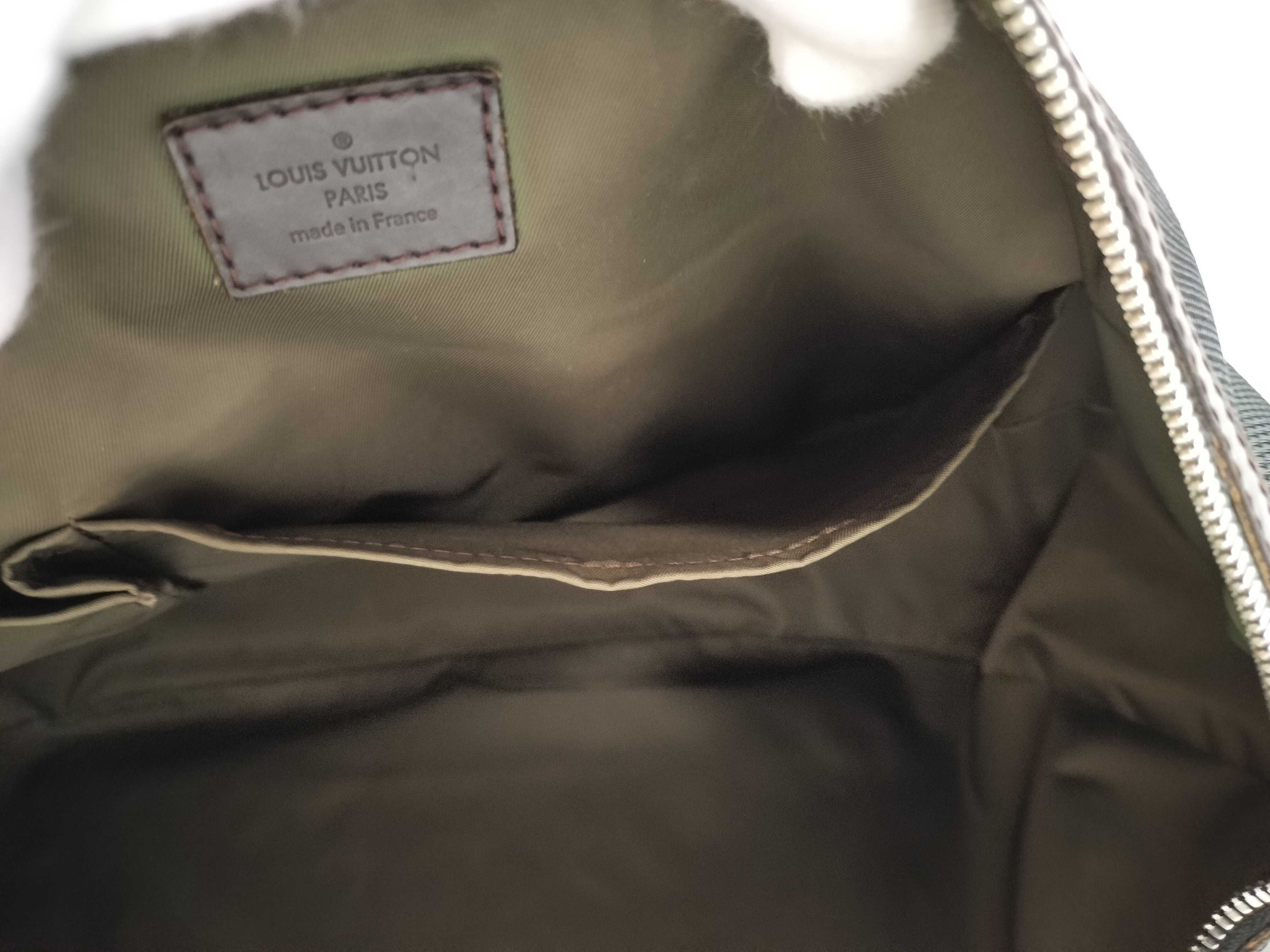 Damier Géant Explorer M93616 Handbag — view 14