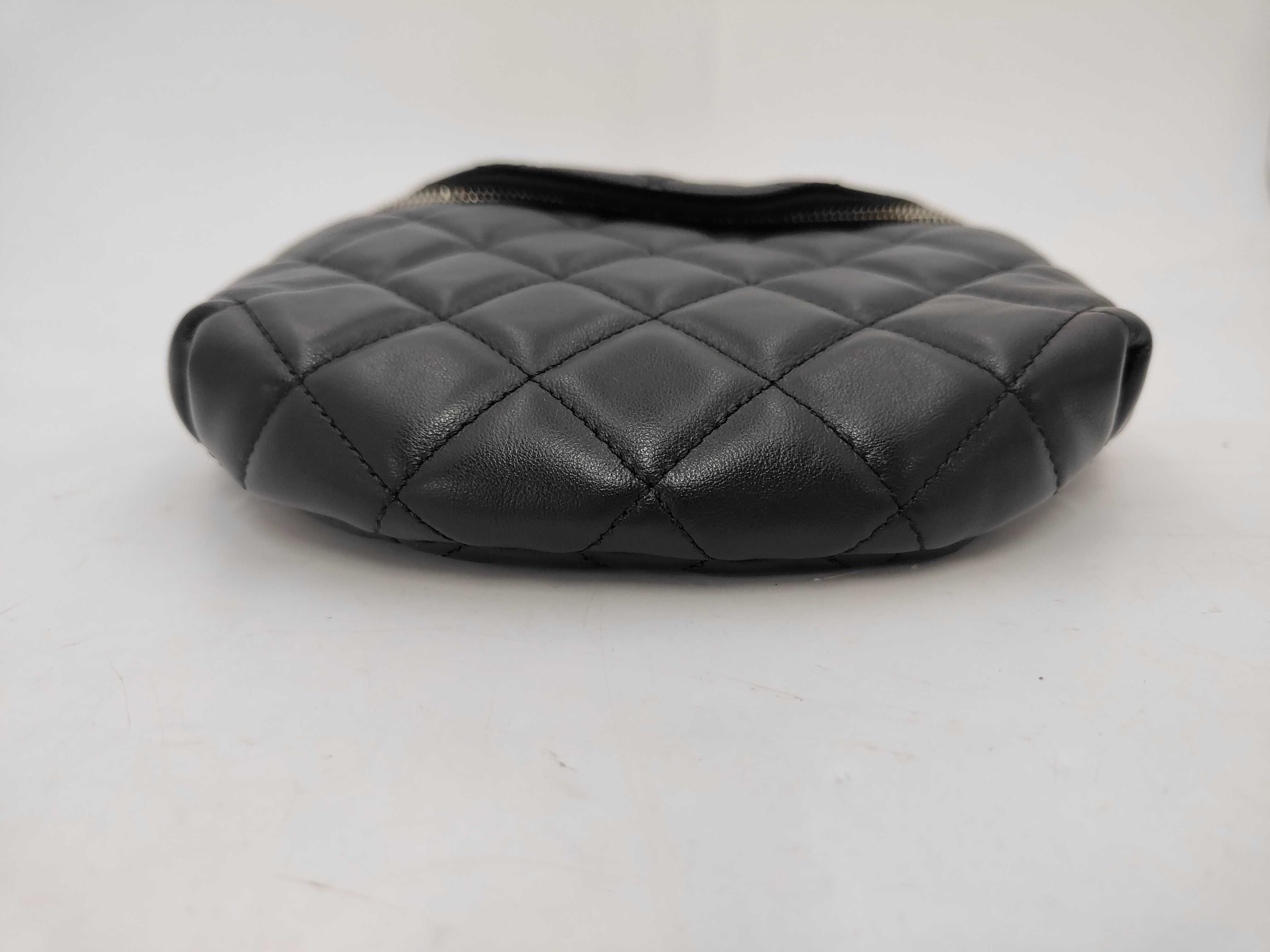 Matelassé Body Bag (Uniform Style, Card Holder, Waist Bag) — view 6