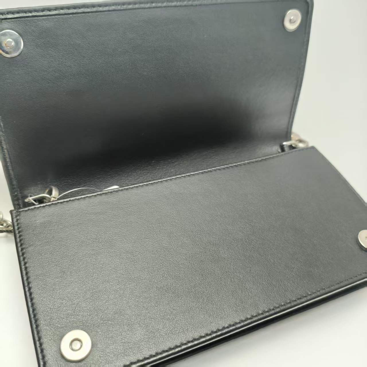 【*Shipped from: China*】PRADA Leather Shoulder Bag — view 9