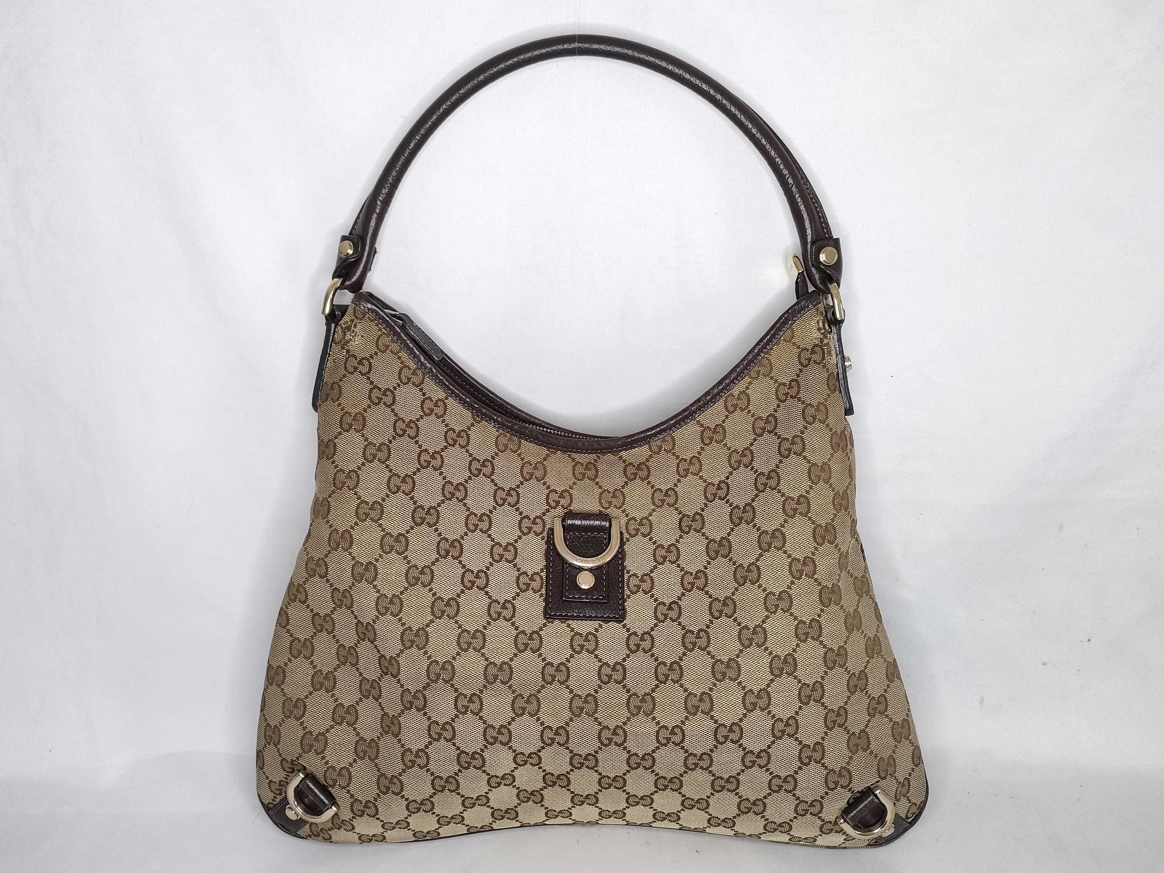 GG Canvas Shoulder Bag