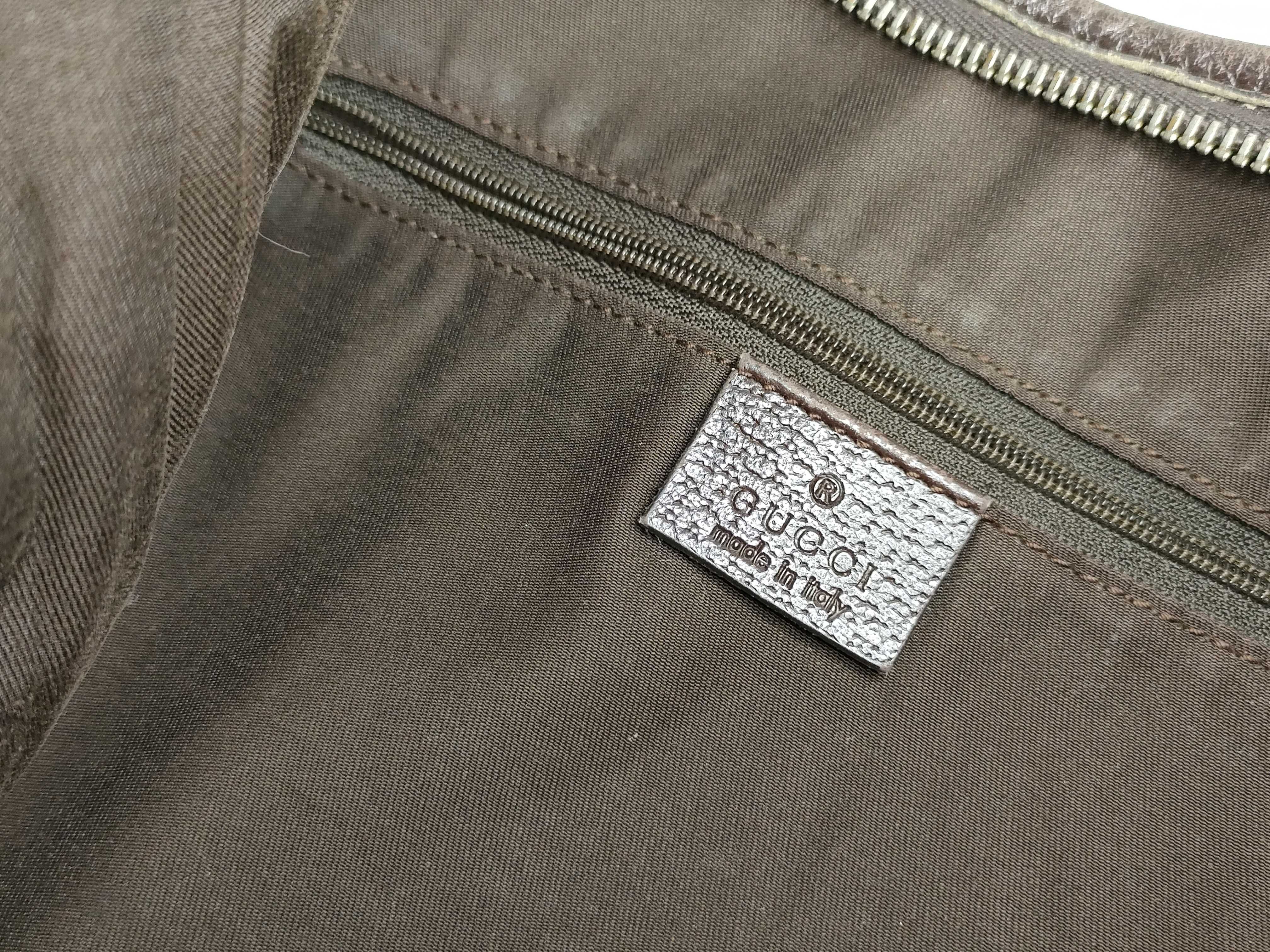 GG Canvas Shoulder Bag — view 11