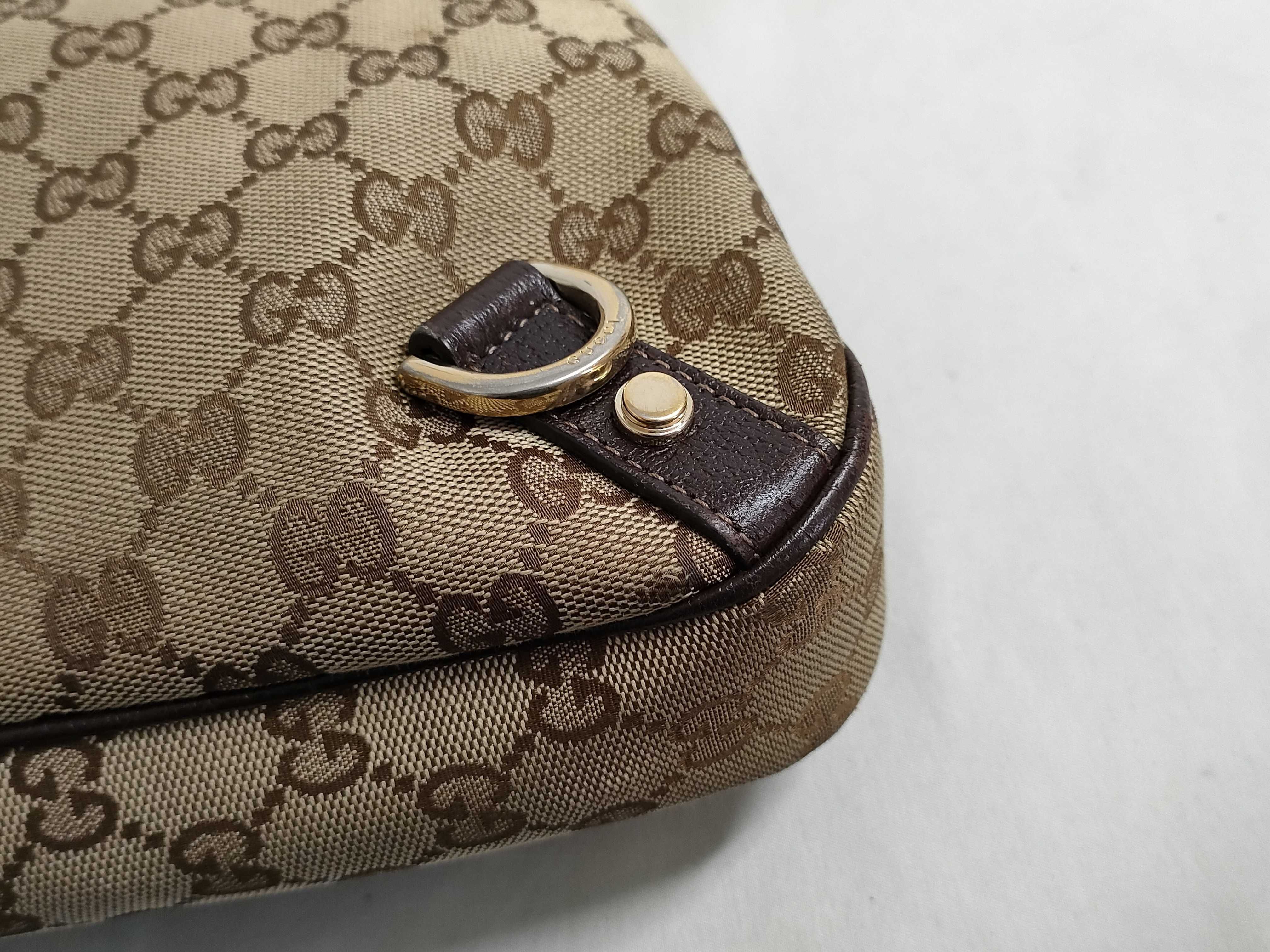 GG Canvas Shoulder Bag — view 6