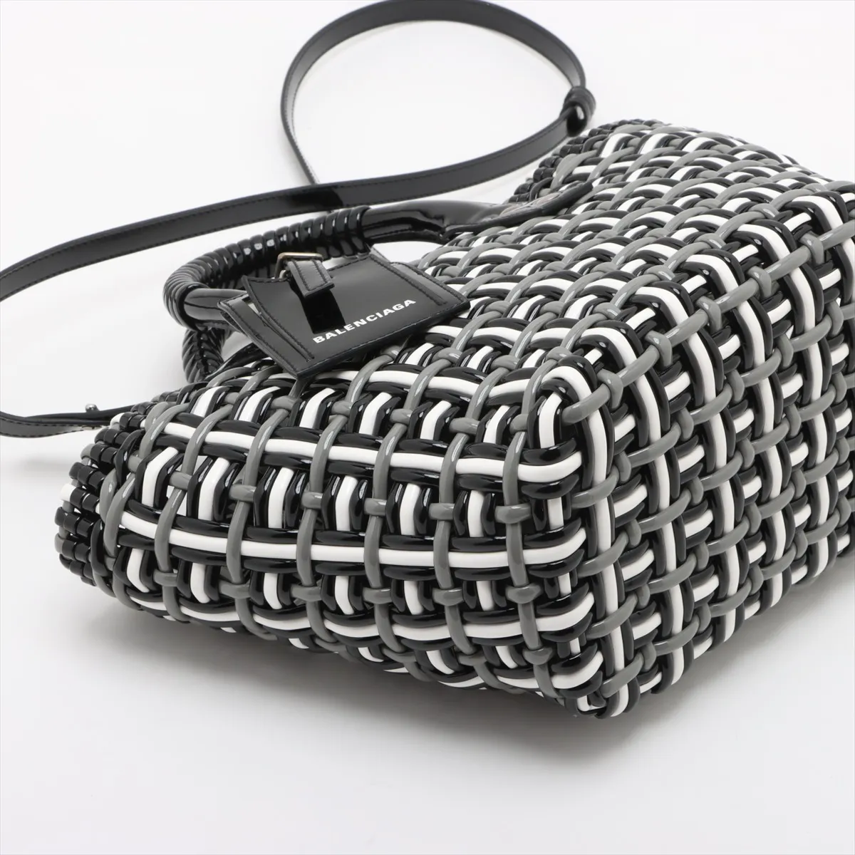 Bistro Basket Bag XS Patent Leather Handbag Black x White 671342 — view 4