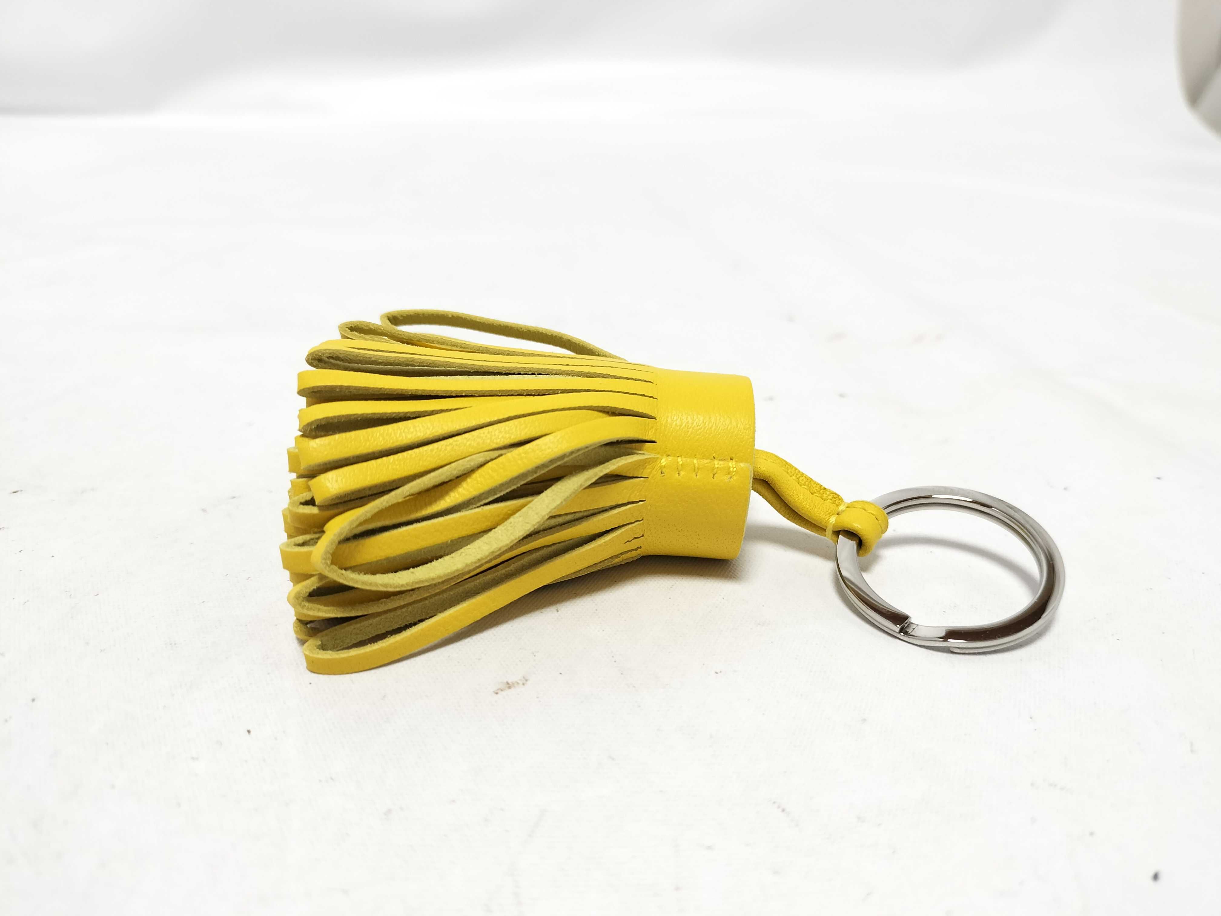 Carmen K-stamp charm, Agneau Milo yellow, key case — view 3