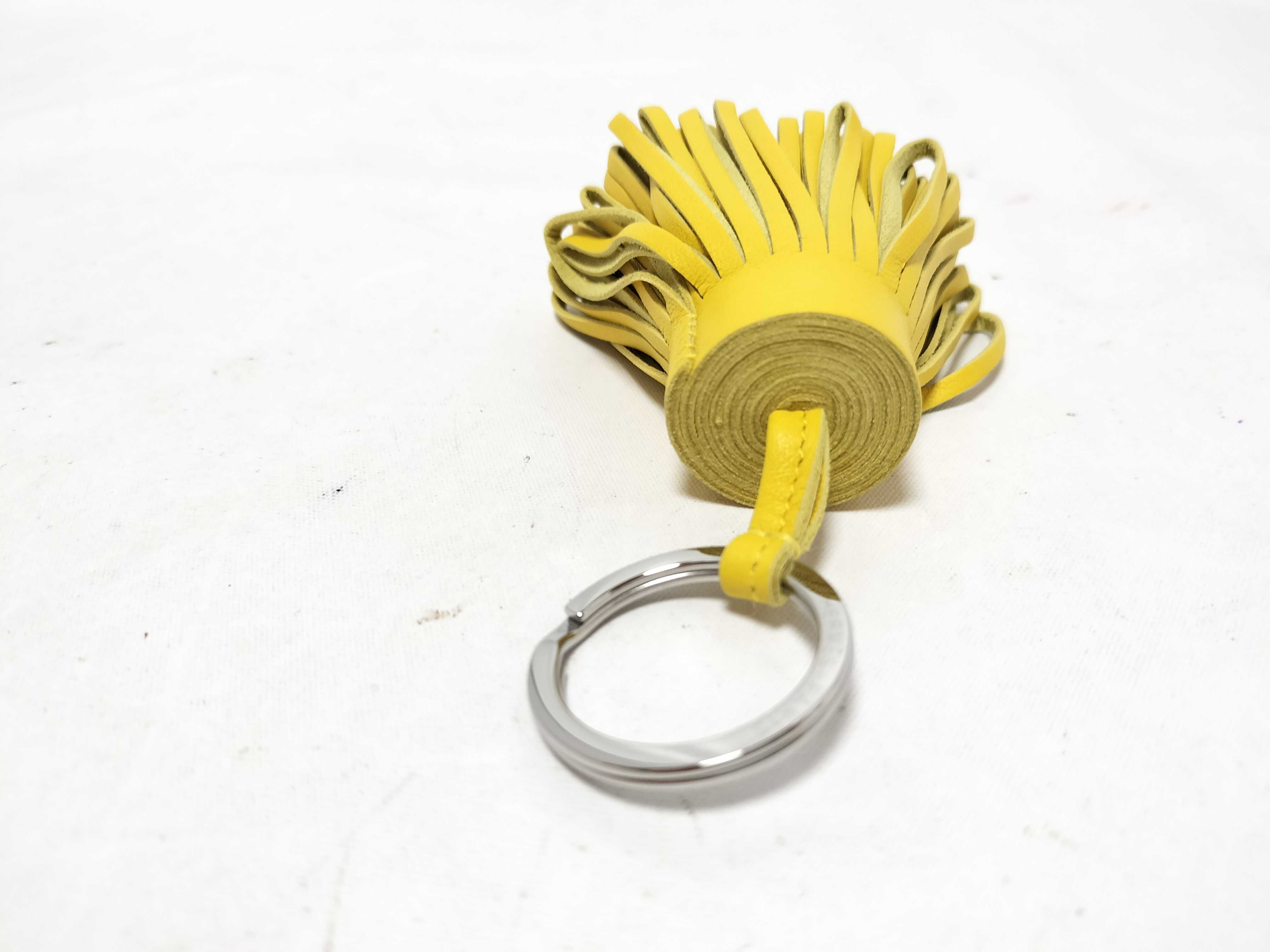 Carmen K-stamp charm, Agneau Milo yellow, key case — view 7