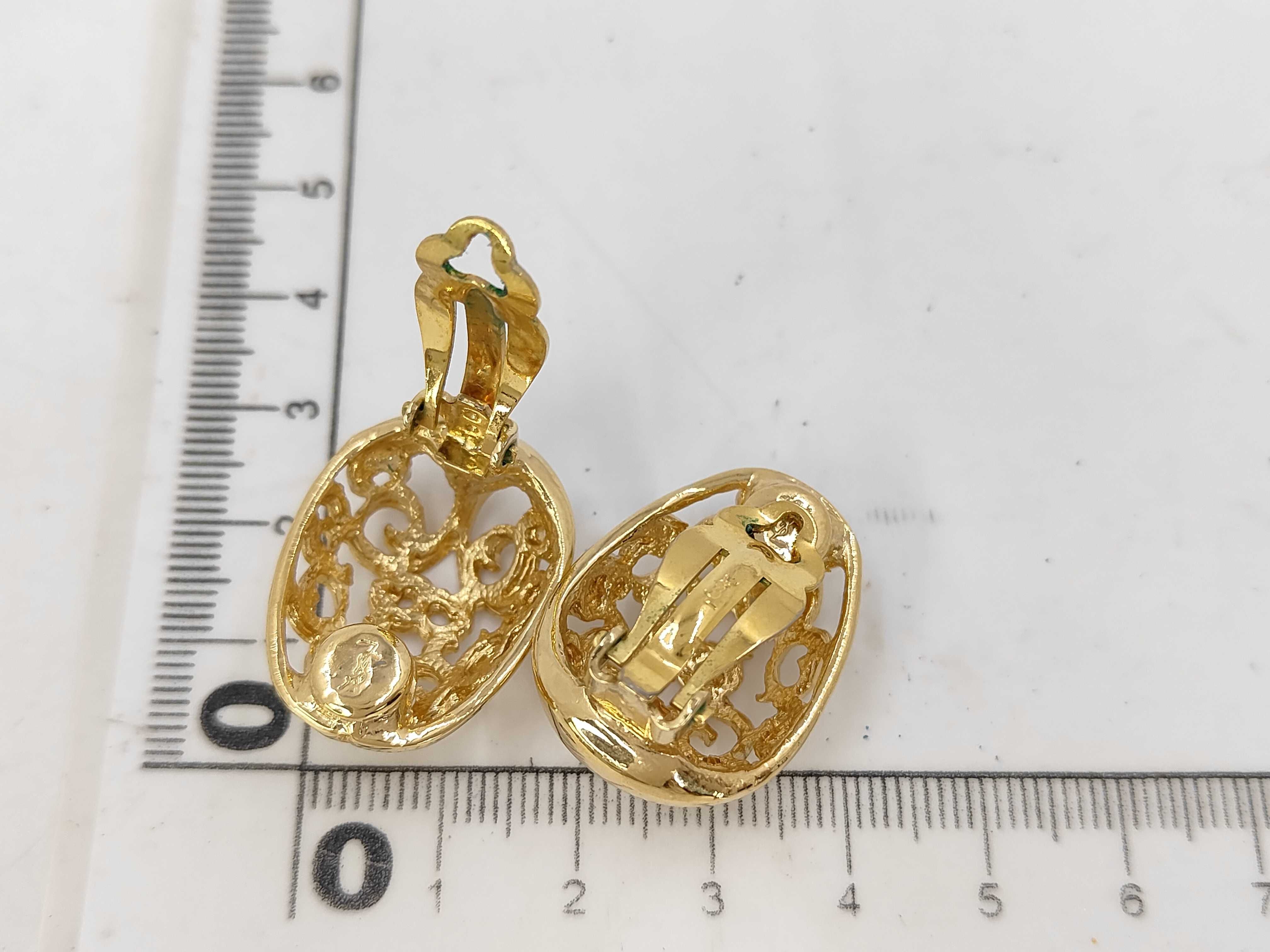 Earrings — view 6
