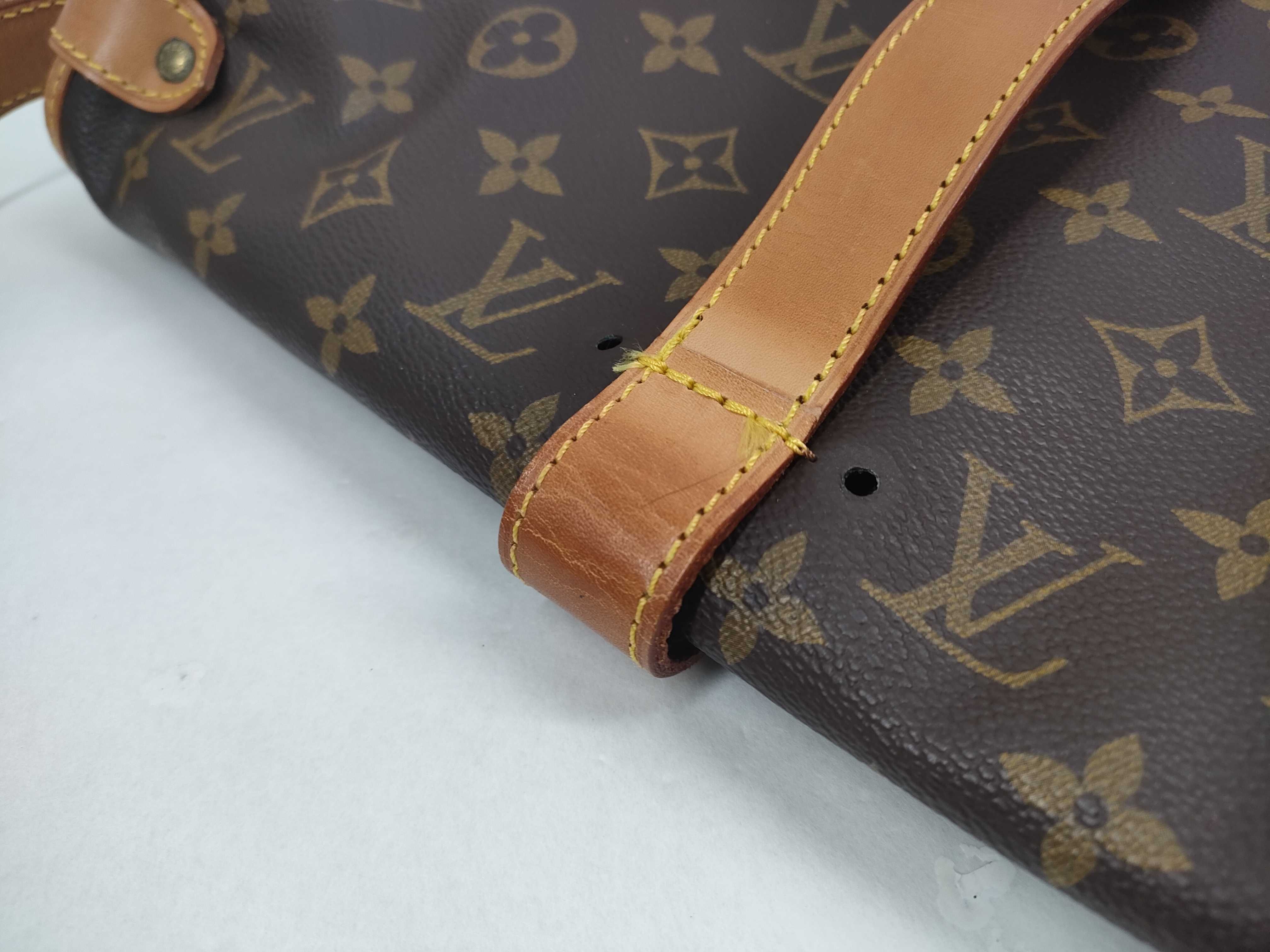 LV Monogram Saumur AR0970 Shoulder Bag — view 9