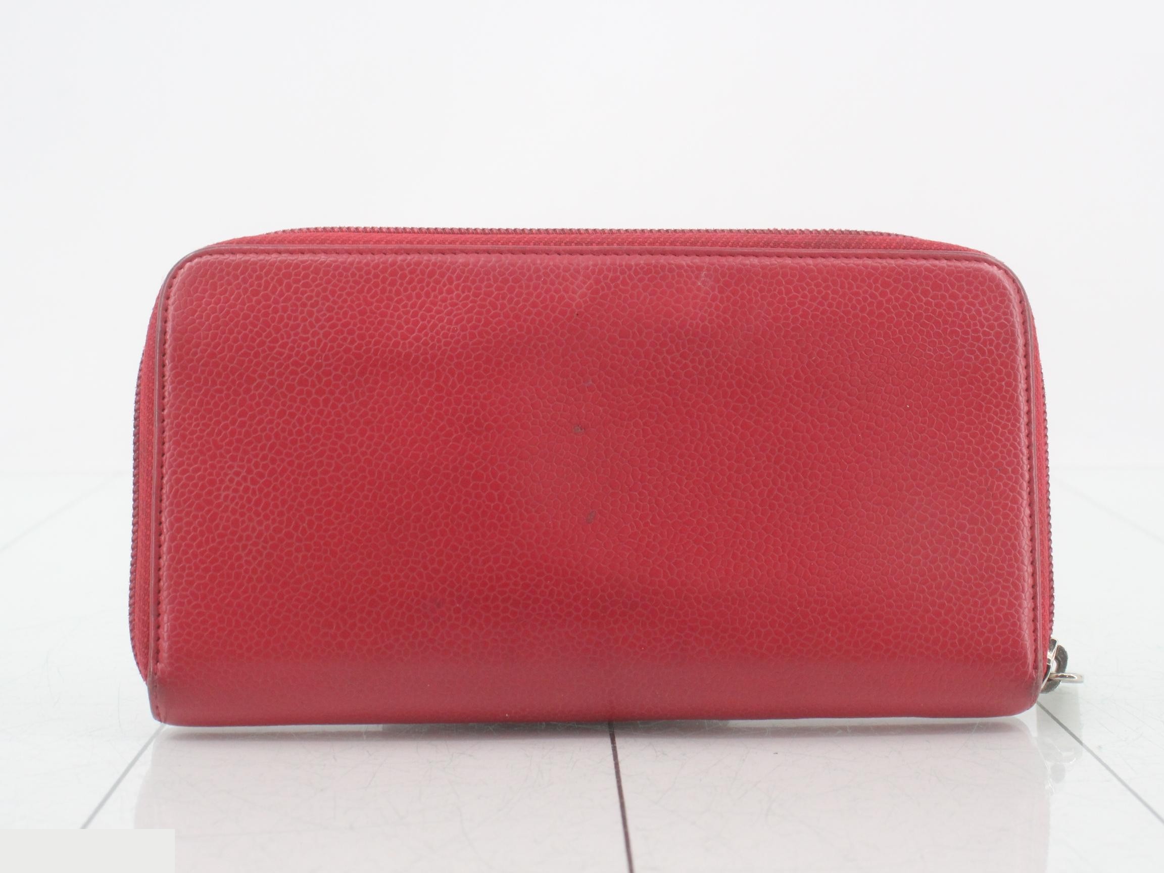 Caviar leather round zipper wallet — view 2