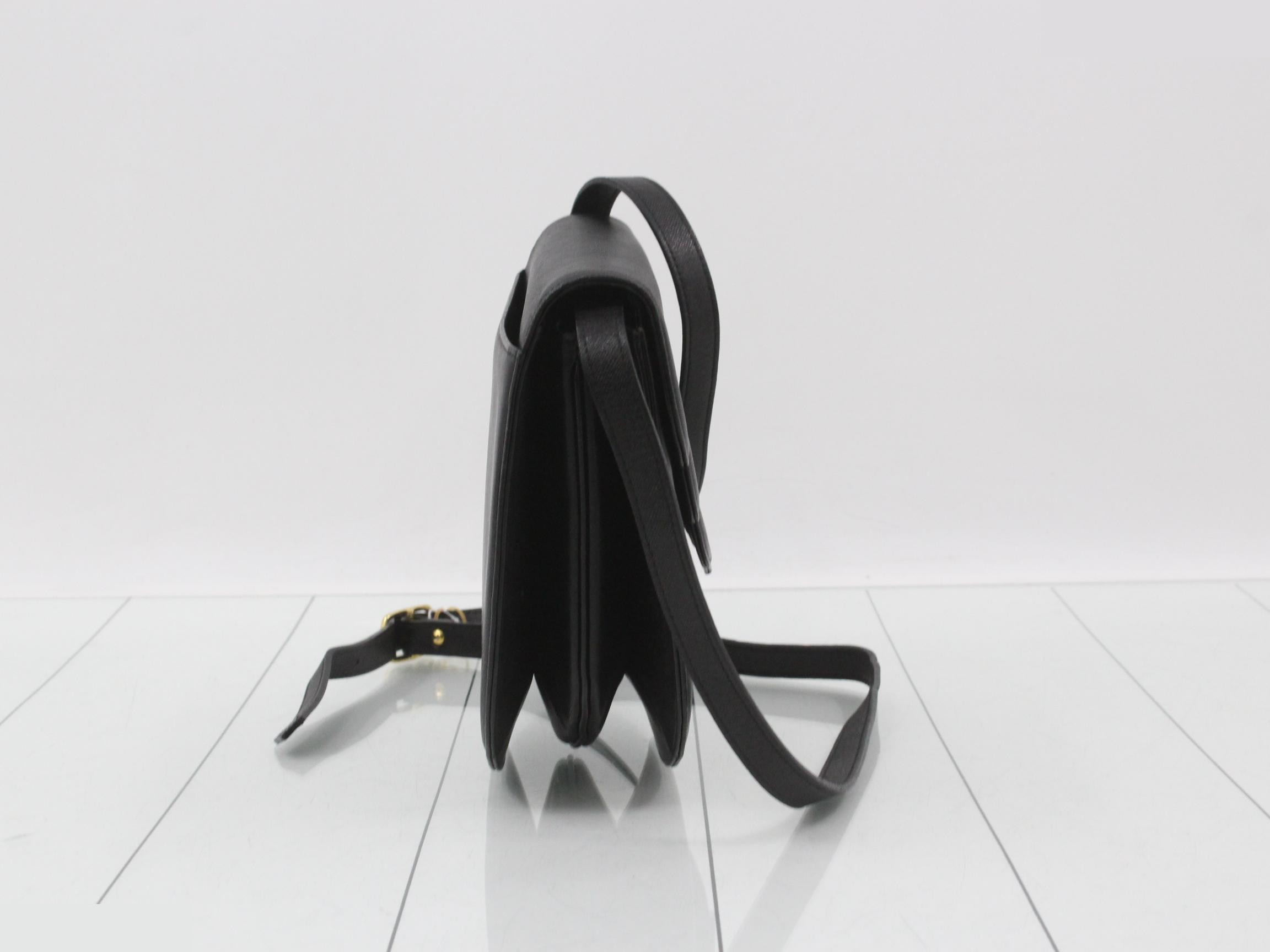 Yves Saint-Laurent (YSL) Shoulder Bag — view 4