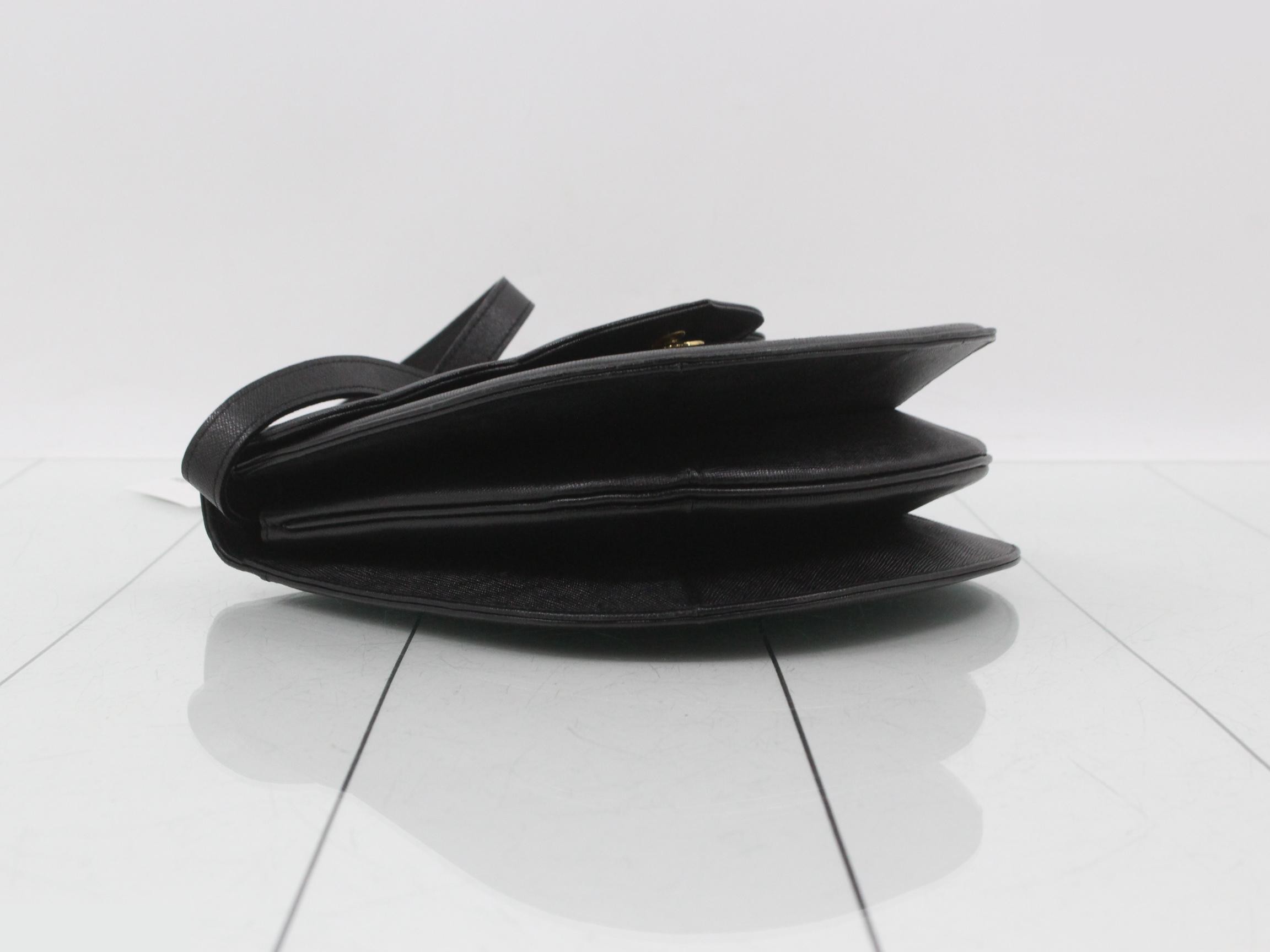 Yves Saint-Laurent (YSL) Shoulder Bag — view 5