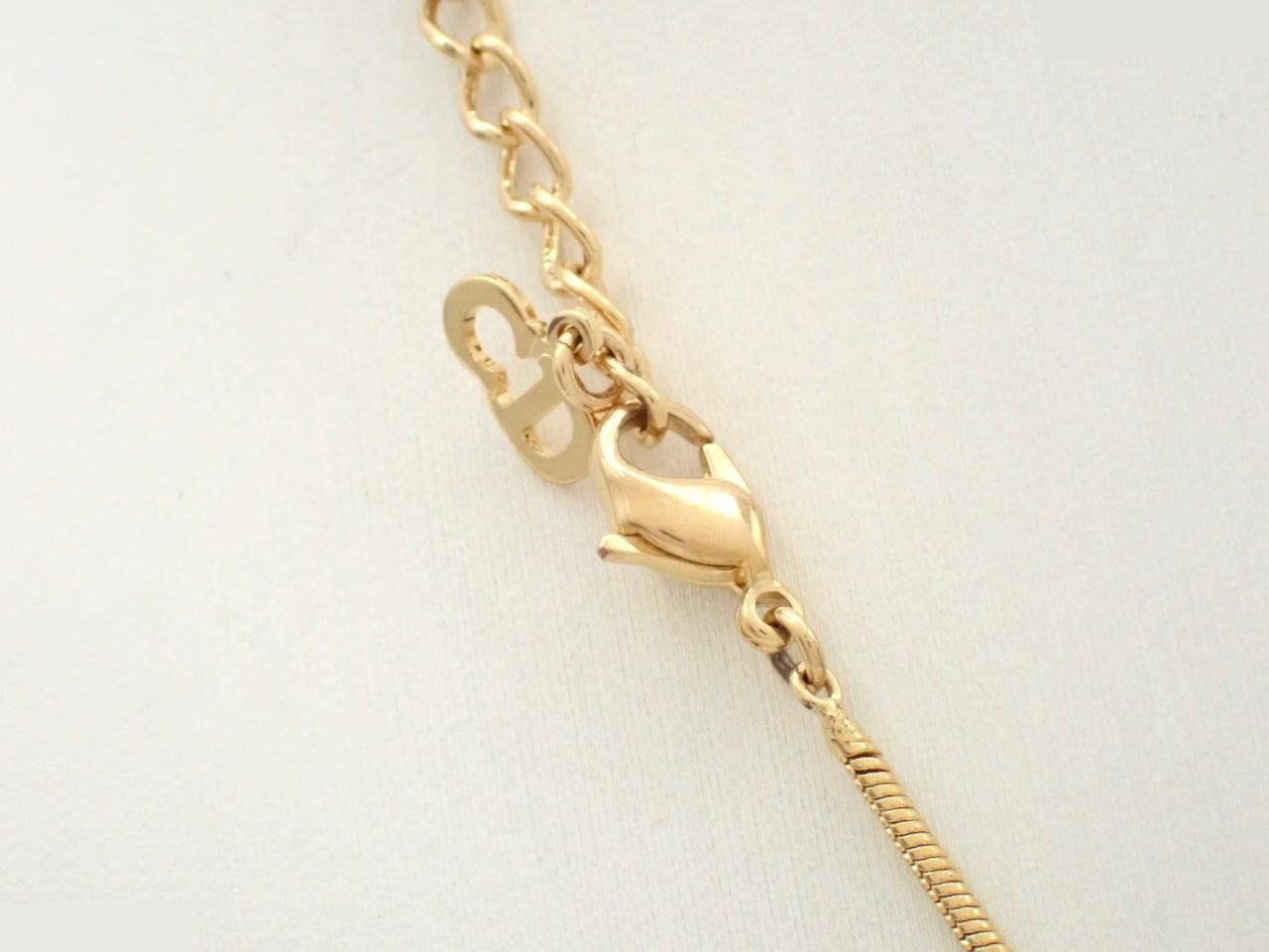 Other lines: Precious metal necklaces and pendants, chain approximately 42cm. — view 2