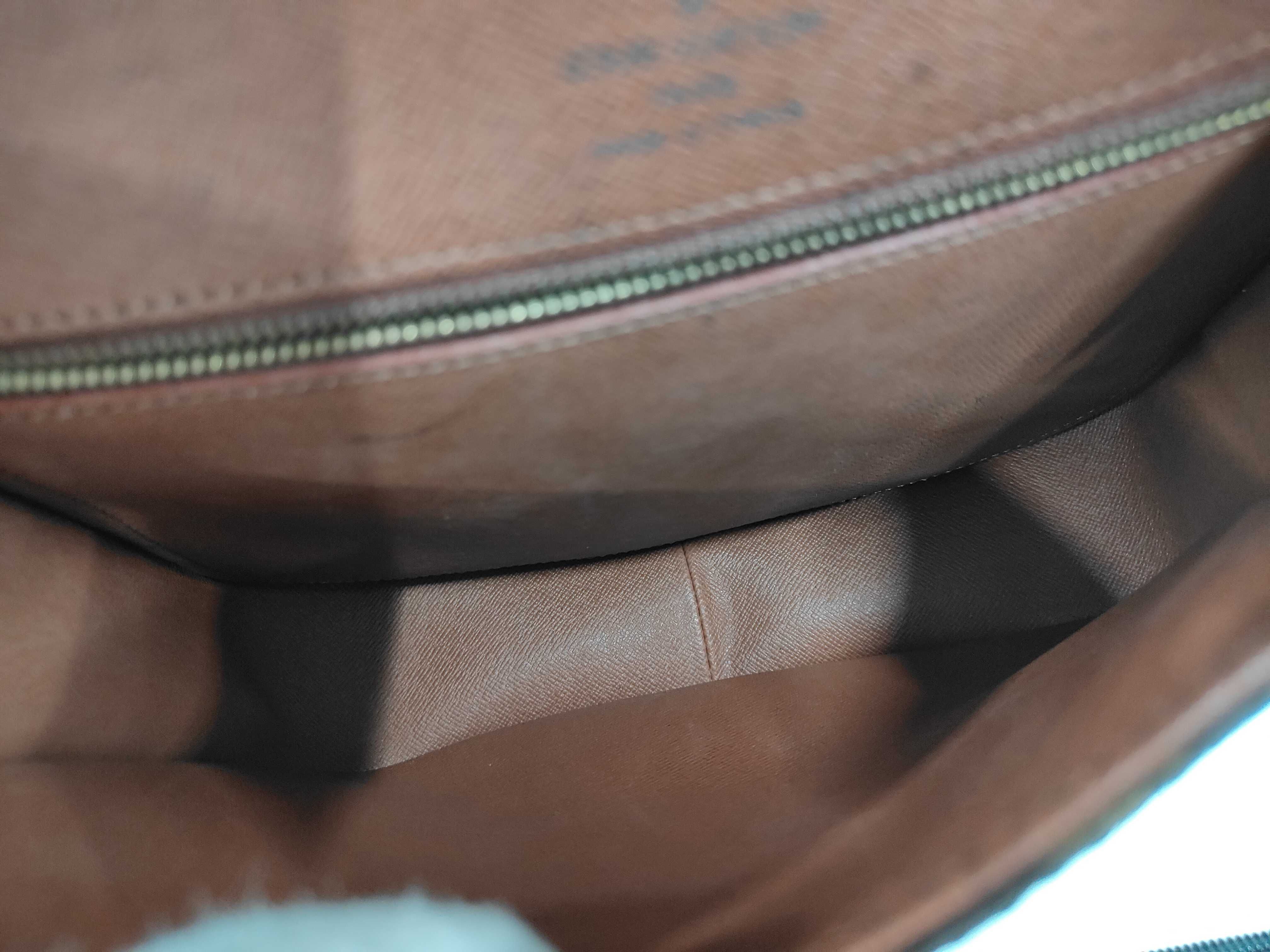 LV Monogram Saint Cloud GM Shoulder Bag — view 11
