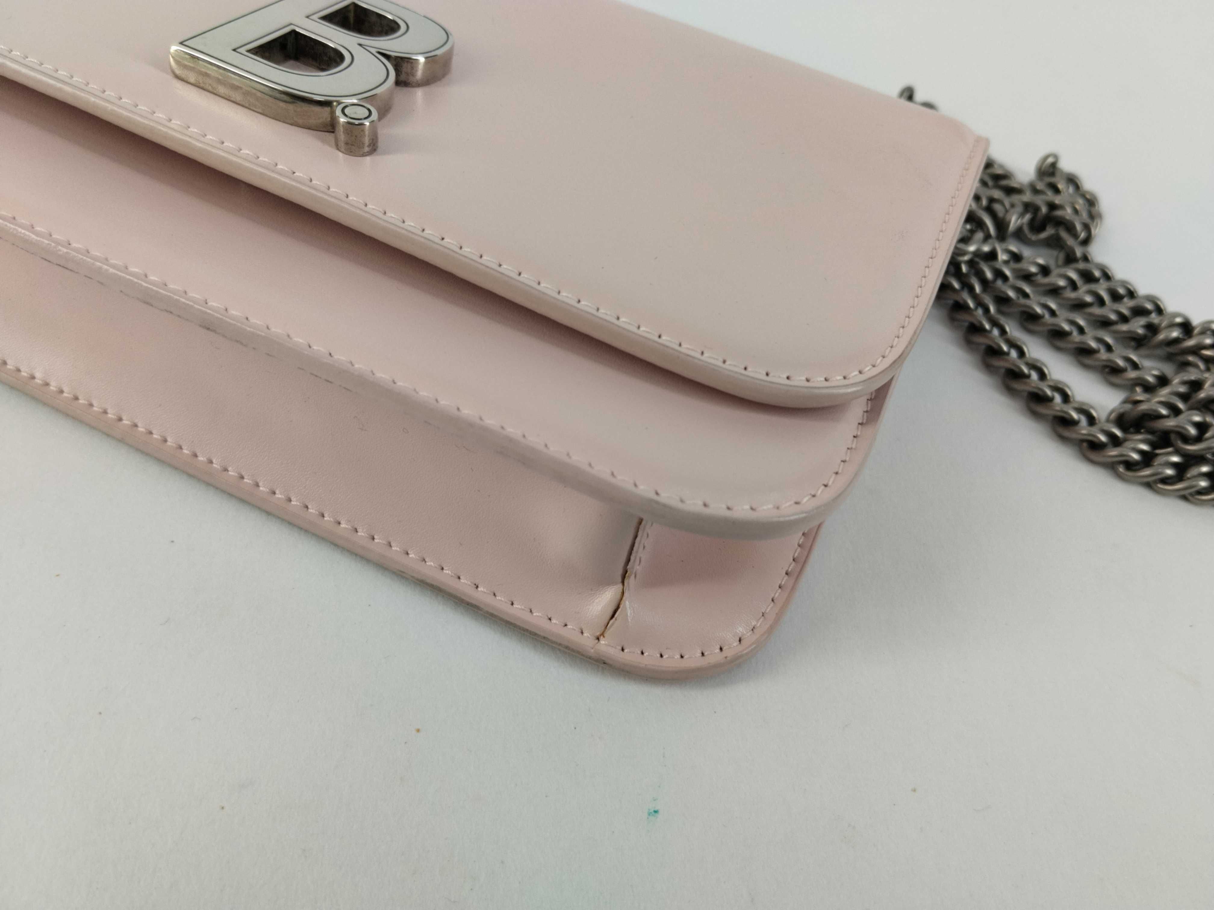 B. Wallet-on-Chain Shoulder Bag — view 5