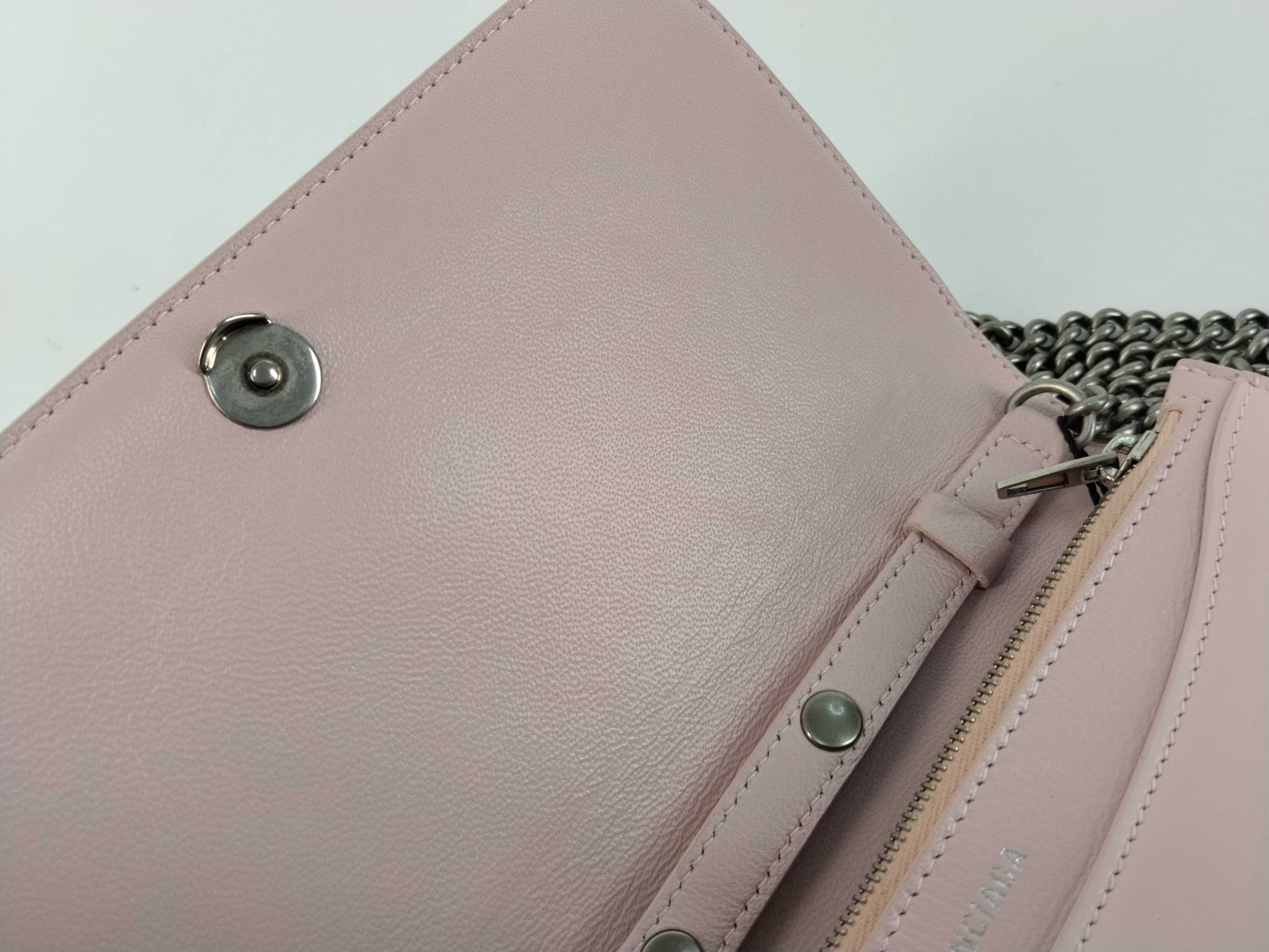 B. Wallet-on-Chain Shoulder Bag — view 9