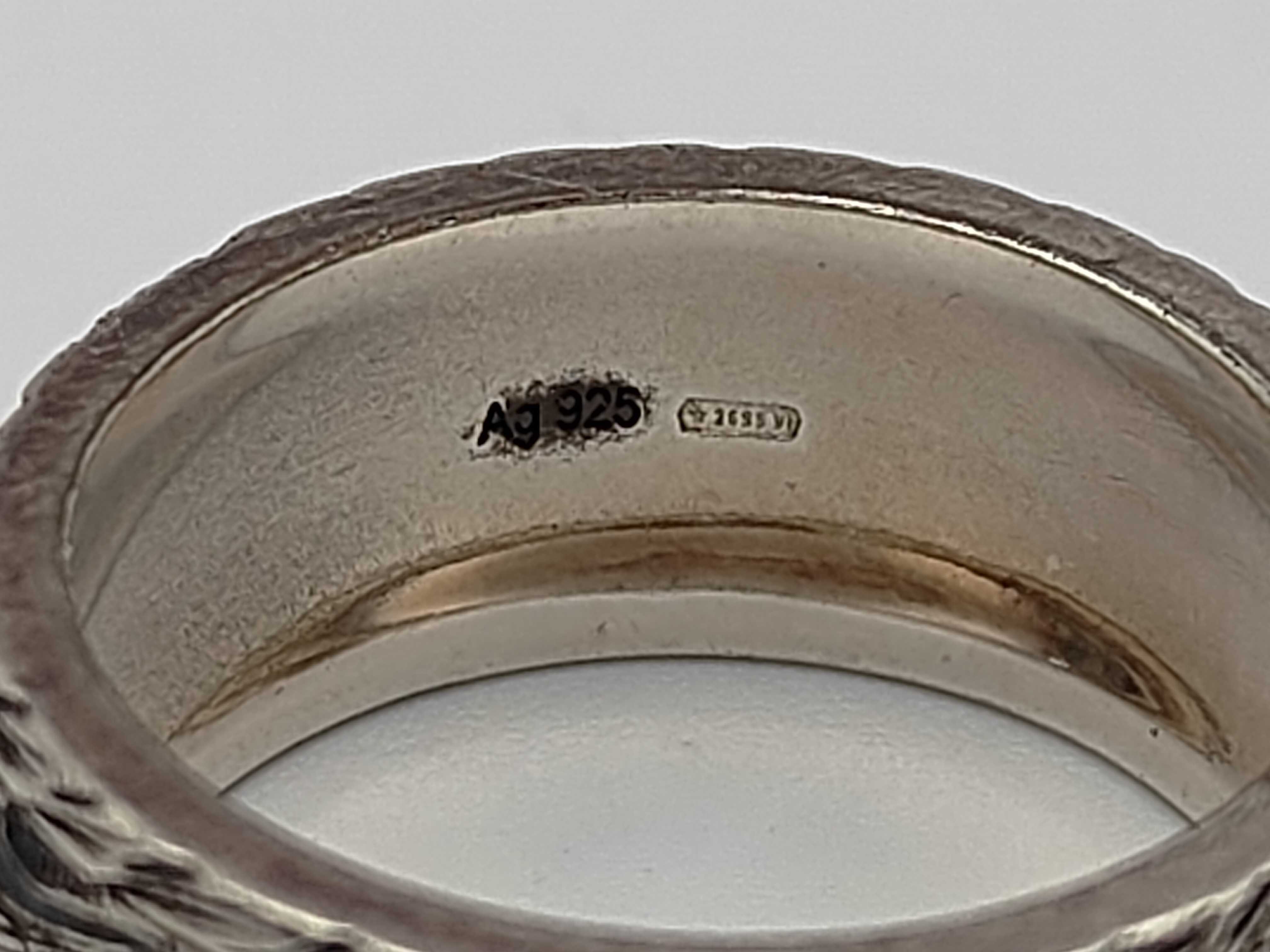 Interlocking G Arabesque Cat Head Ring — view 5