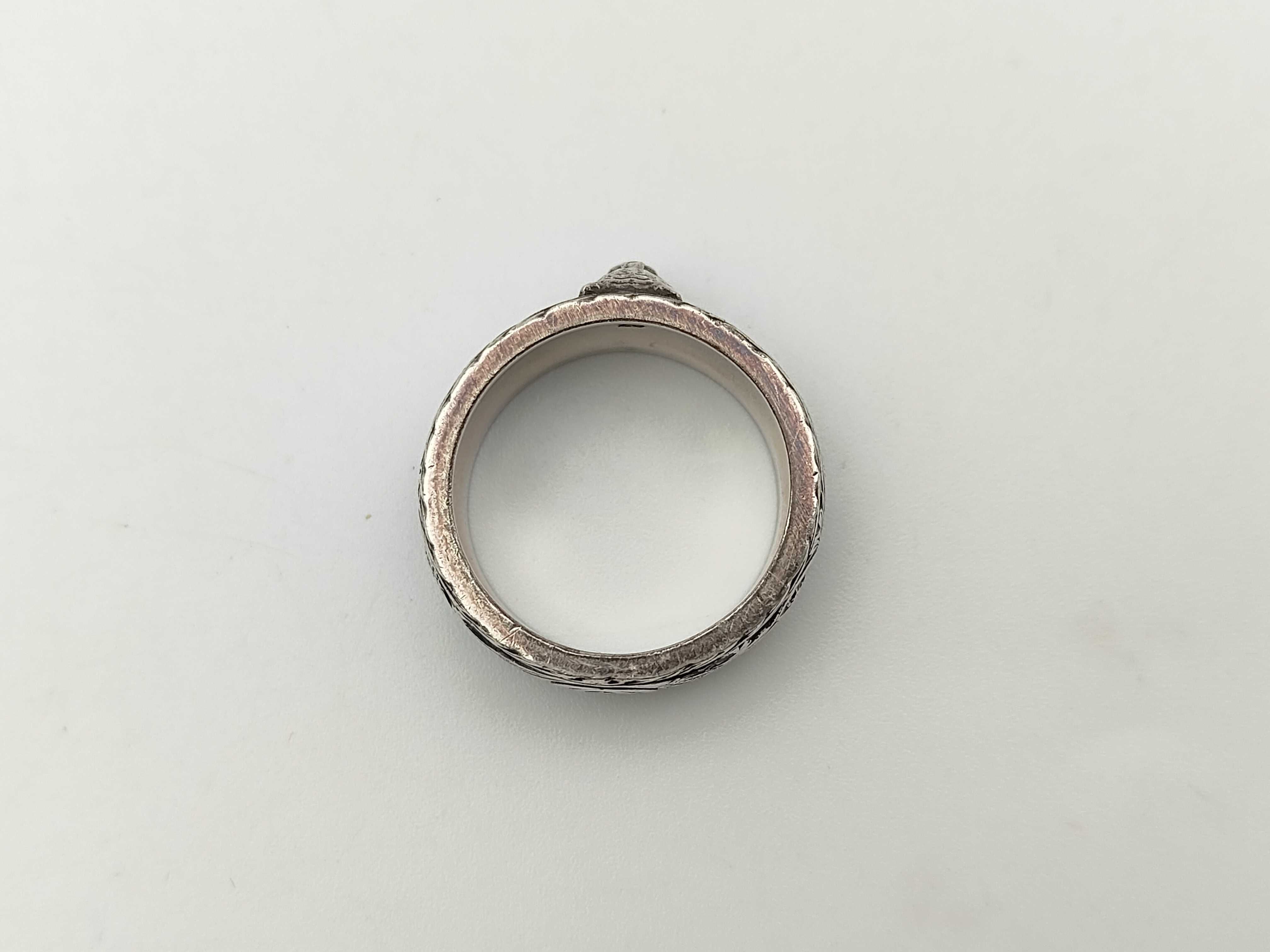 Interlocking G Arabesque Cat Head Ring — view 7