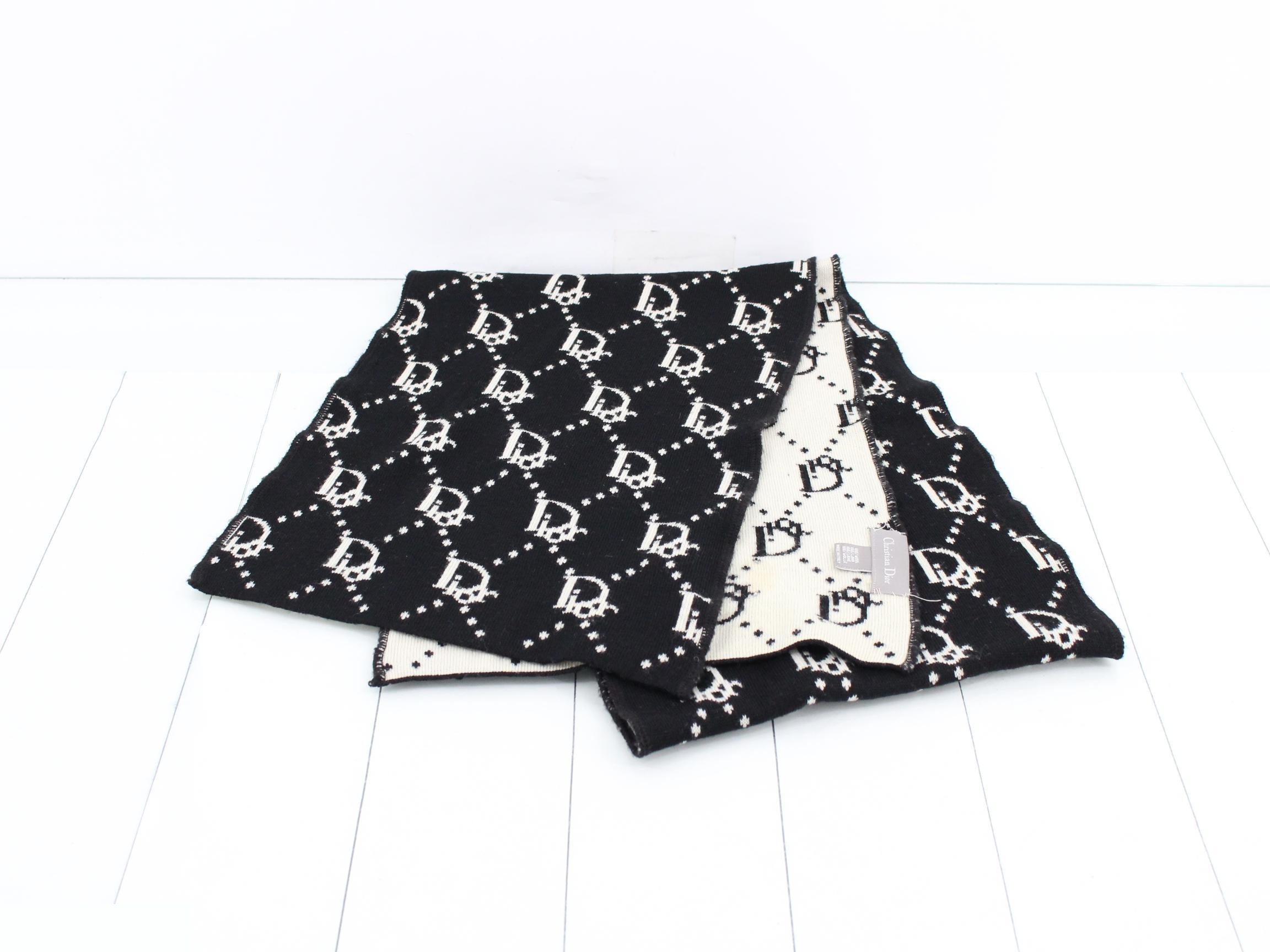 Trotter (accessories) - Scarf — view 2