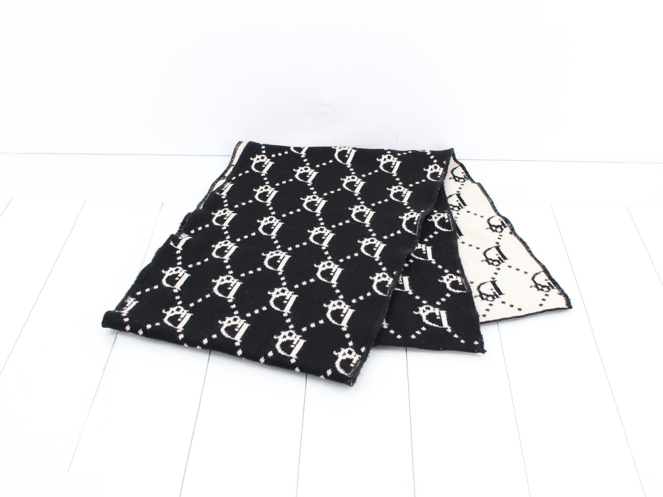 Trotter (accessories) - Scarf — view 3