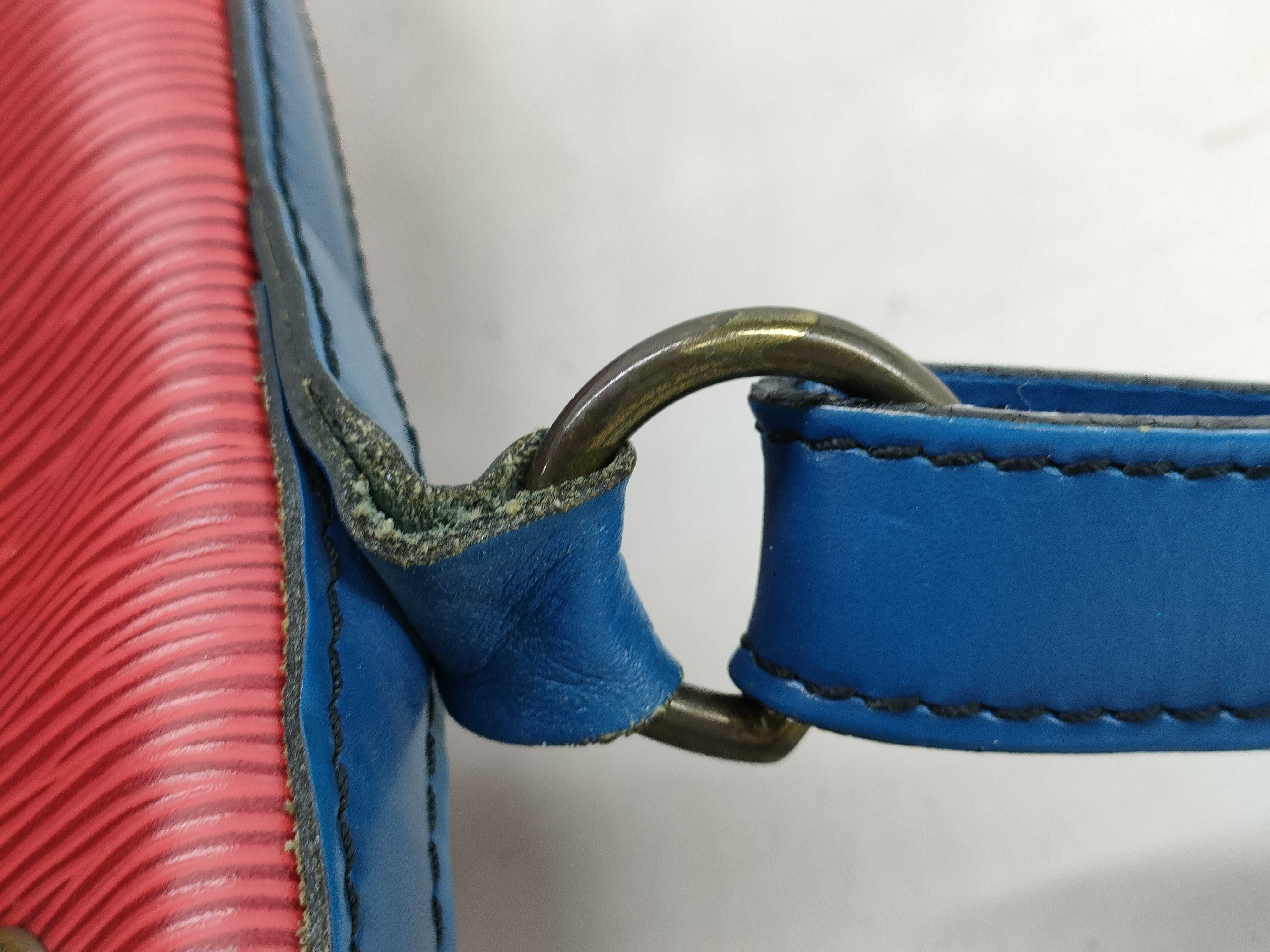 Epi Louis Vuitton Noe Shoulder Bag — view 9