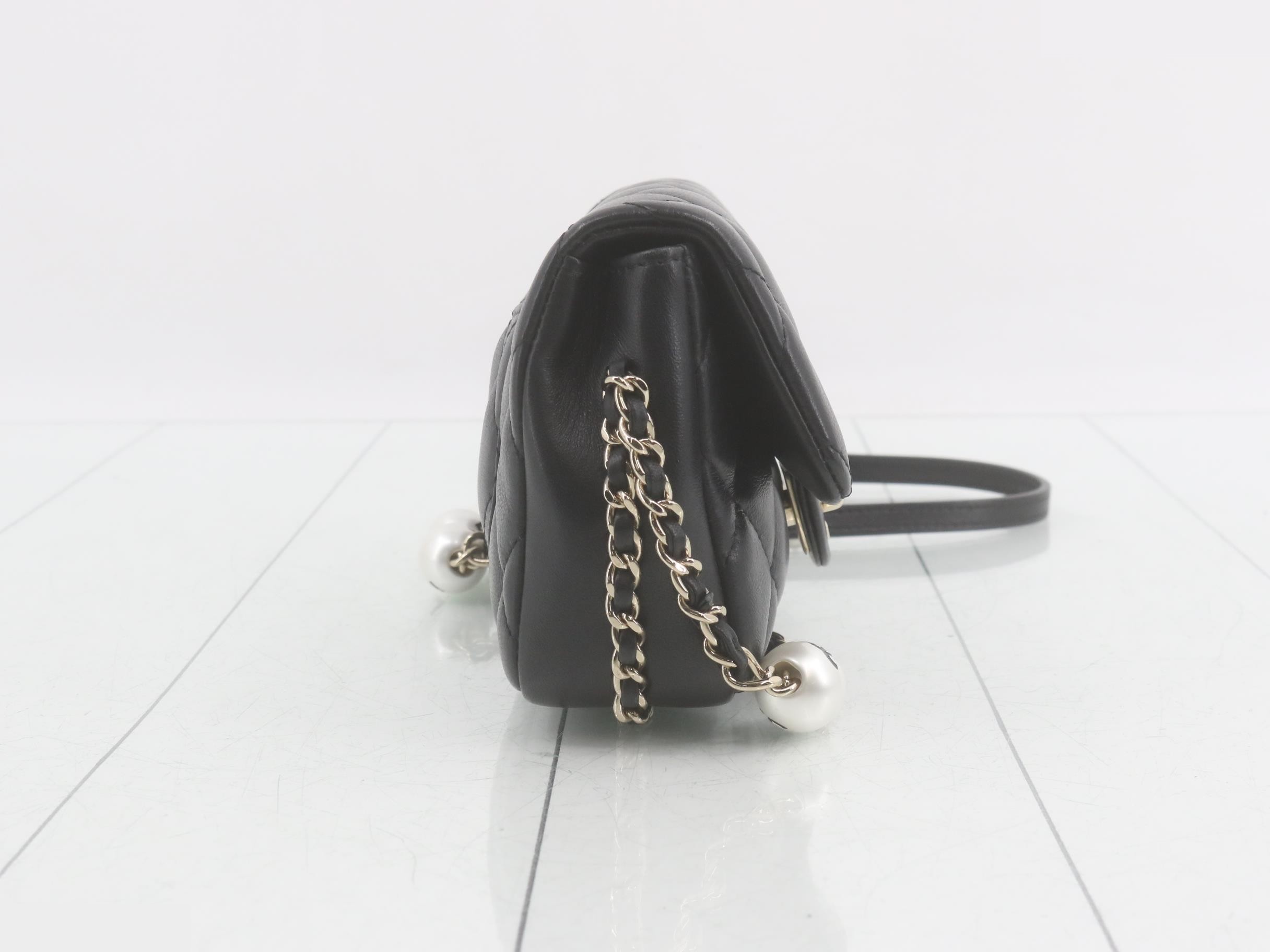 Matelassé Lambskin Turnlock Stone Chain Shoulder Bag — view 4