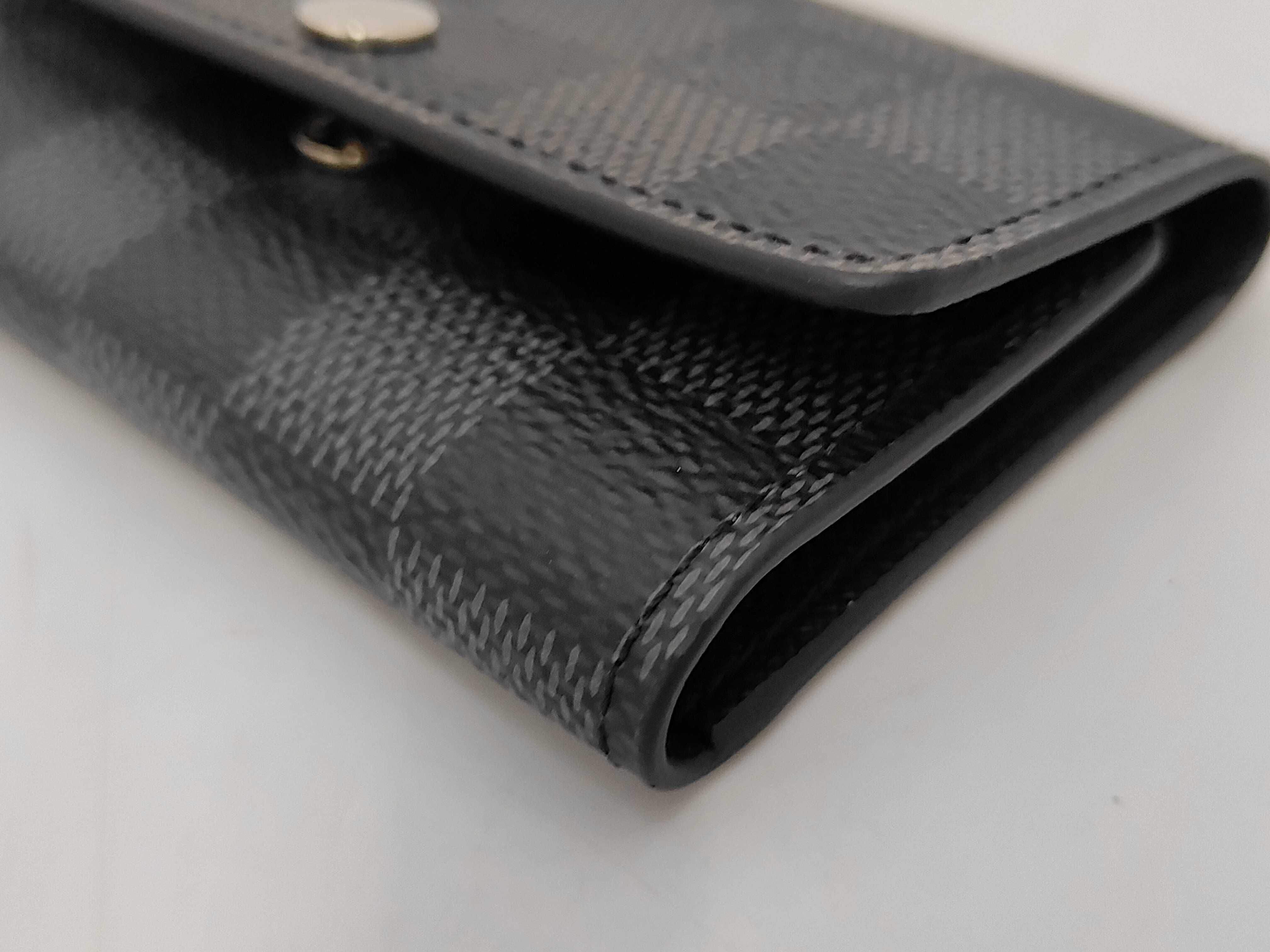 Graphite Multicles 6 SP3179 Key Case — view 3