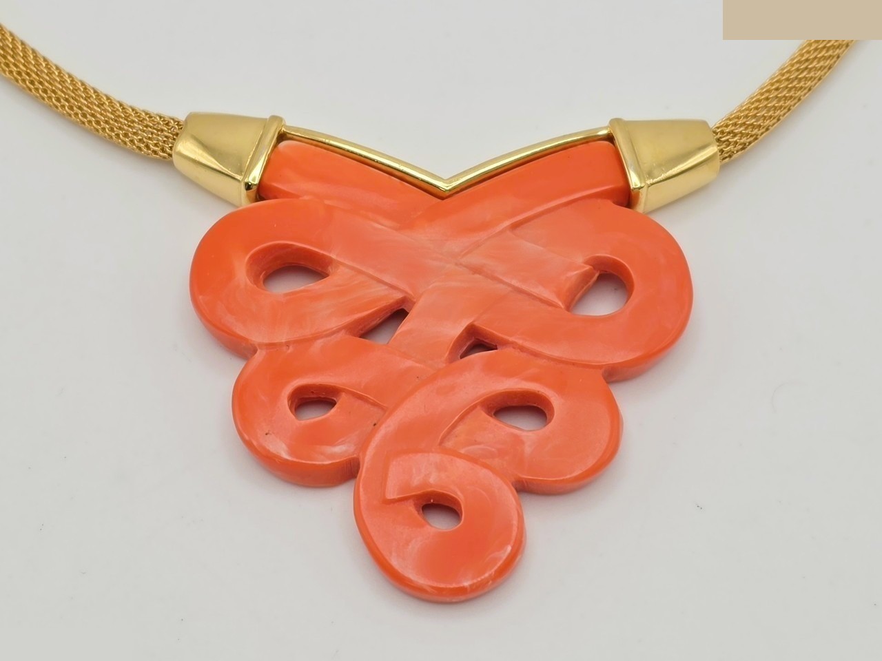 necklace, neck circumference approximately 38cm — view 2
