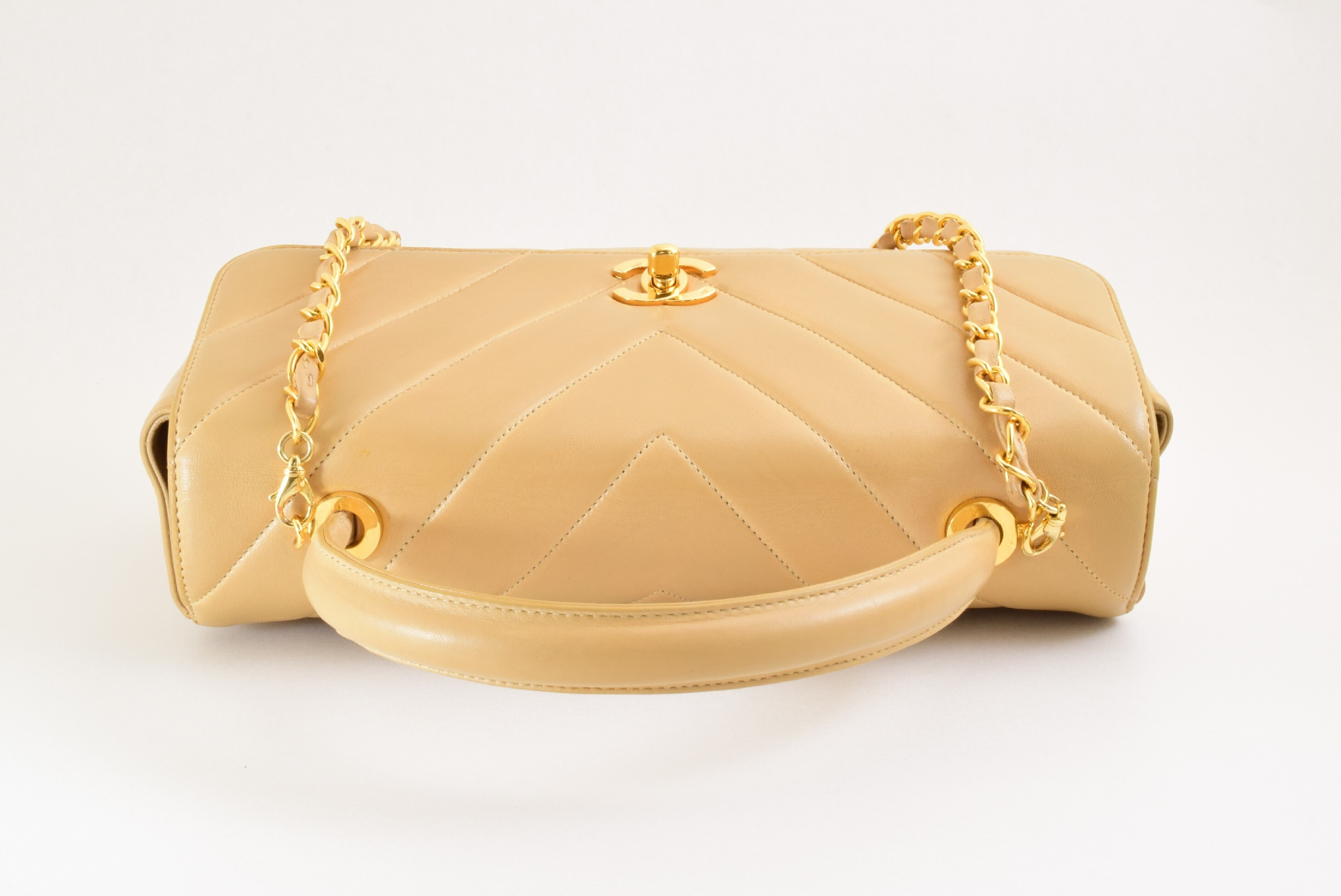 2-way Top Handle Chain Shoulder Bag, V-stitch, Lambskin, Beige — view 3