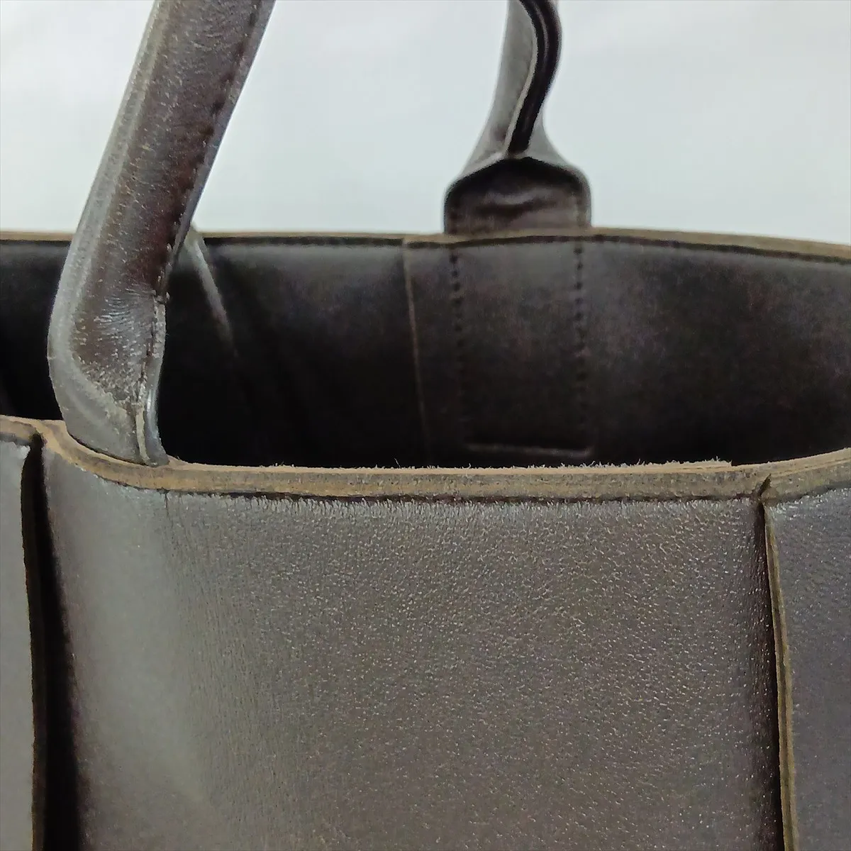 Maxi Intrecciato The Arco Tote Leather Tote Bag Brown — view 13