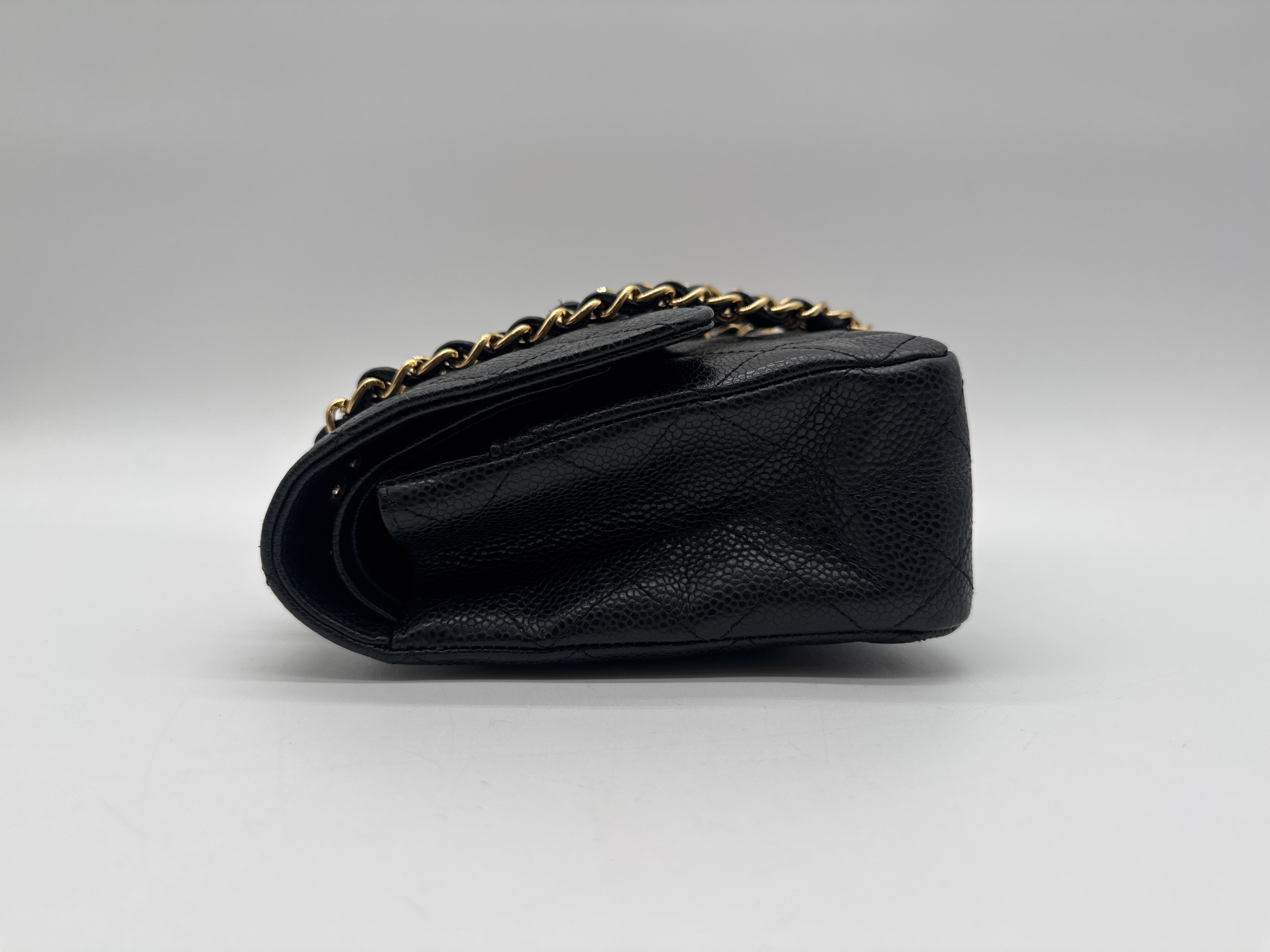 Caviar Skin Matelassé 25 Double Flap Handbag — view 4