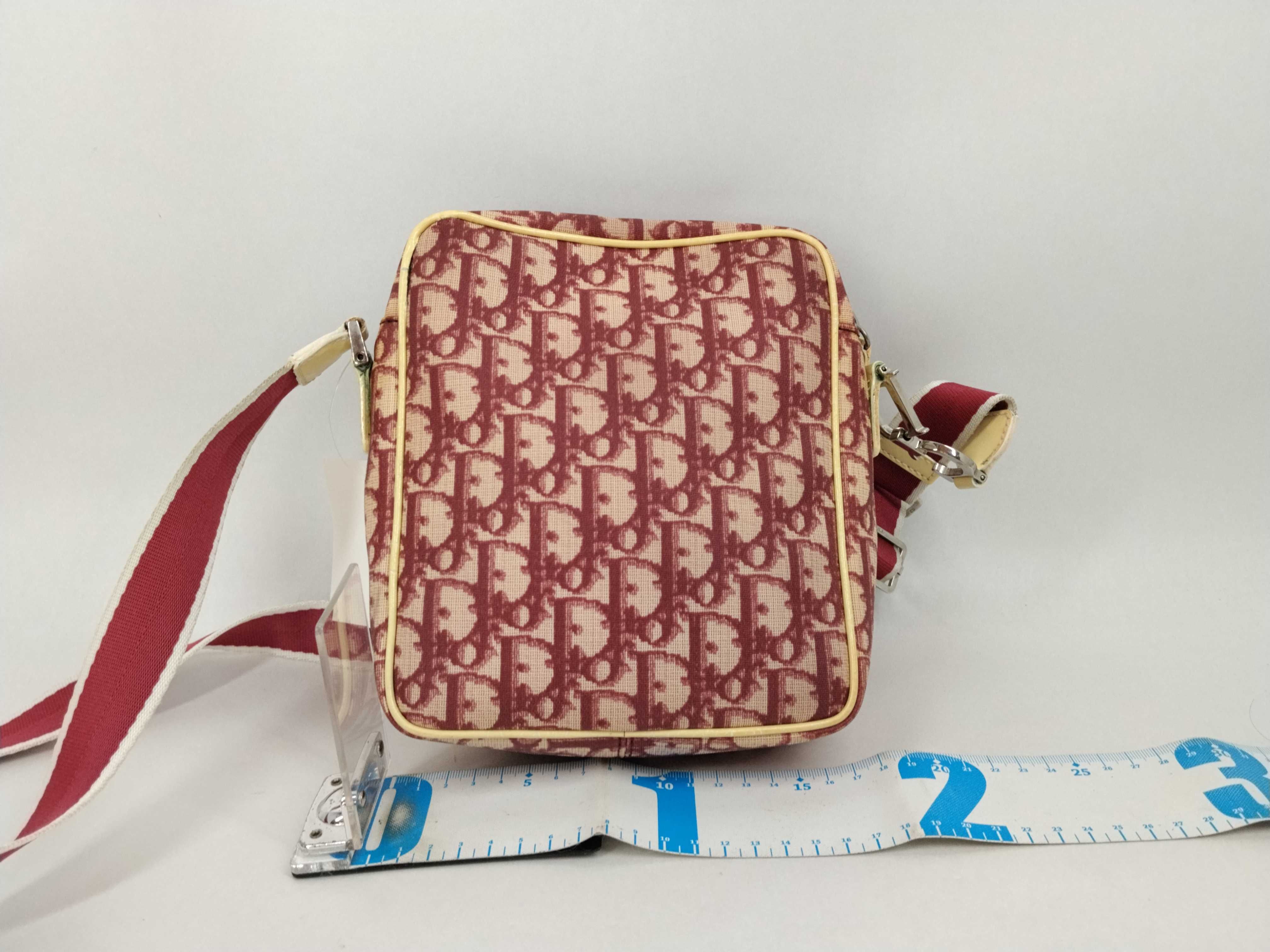 Trotter No. 1 Shoulder Bag — view 2