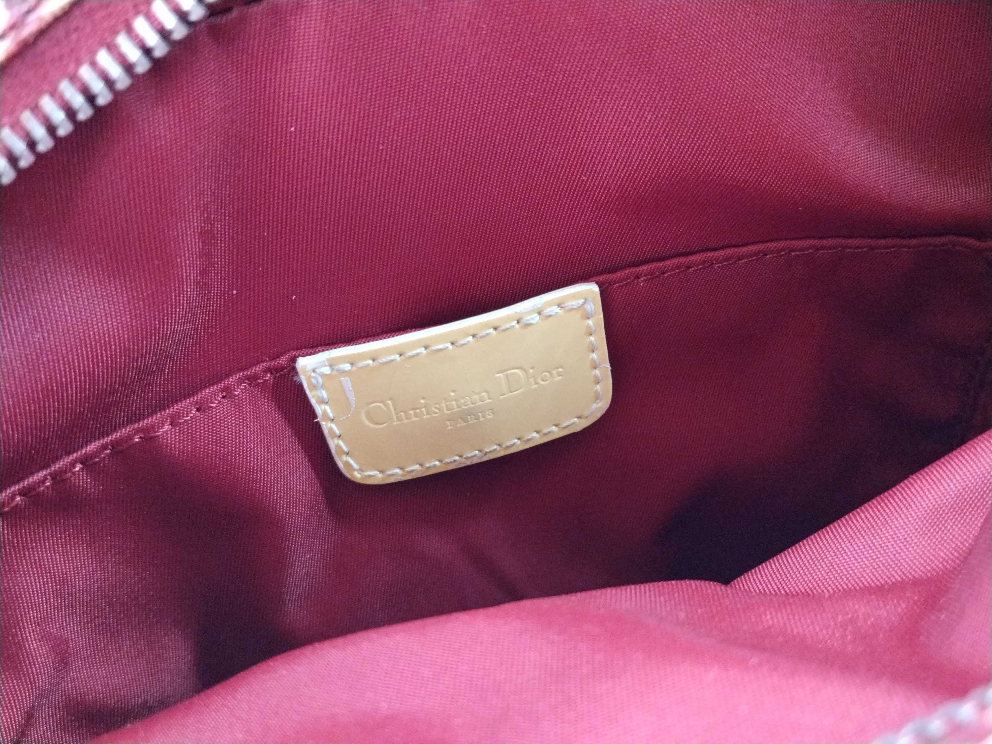 Trotter No. 1 Shoulder Bag — view 12
