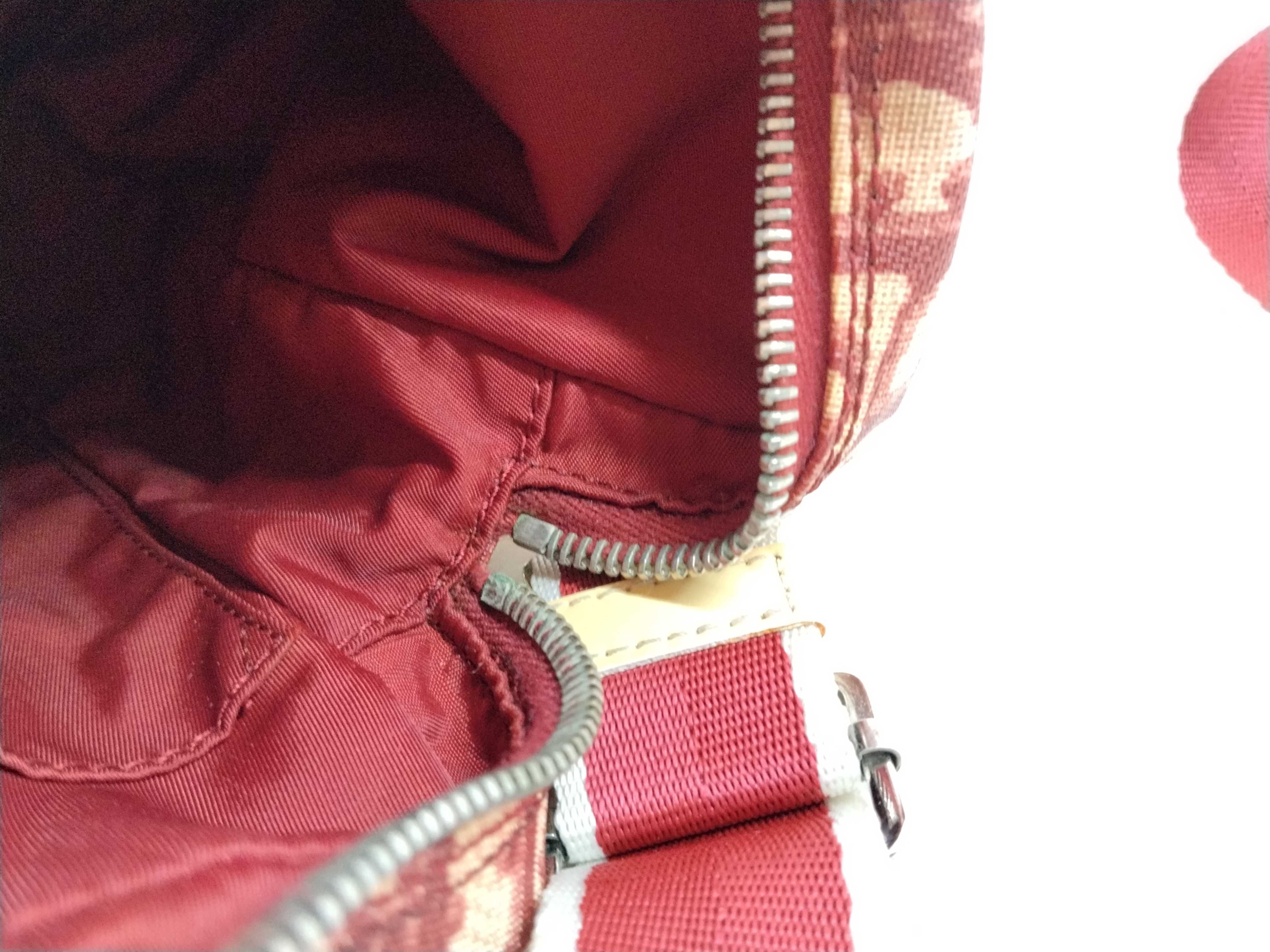 Trotter No. 1 Shoulder Bag — view 13