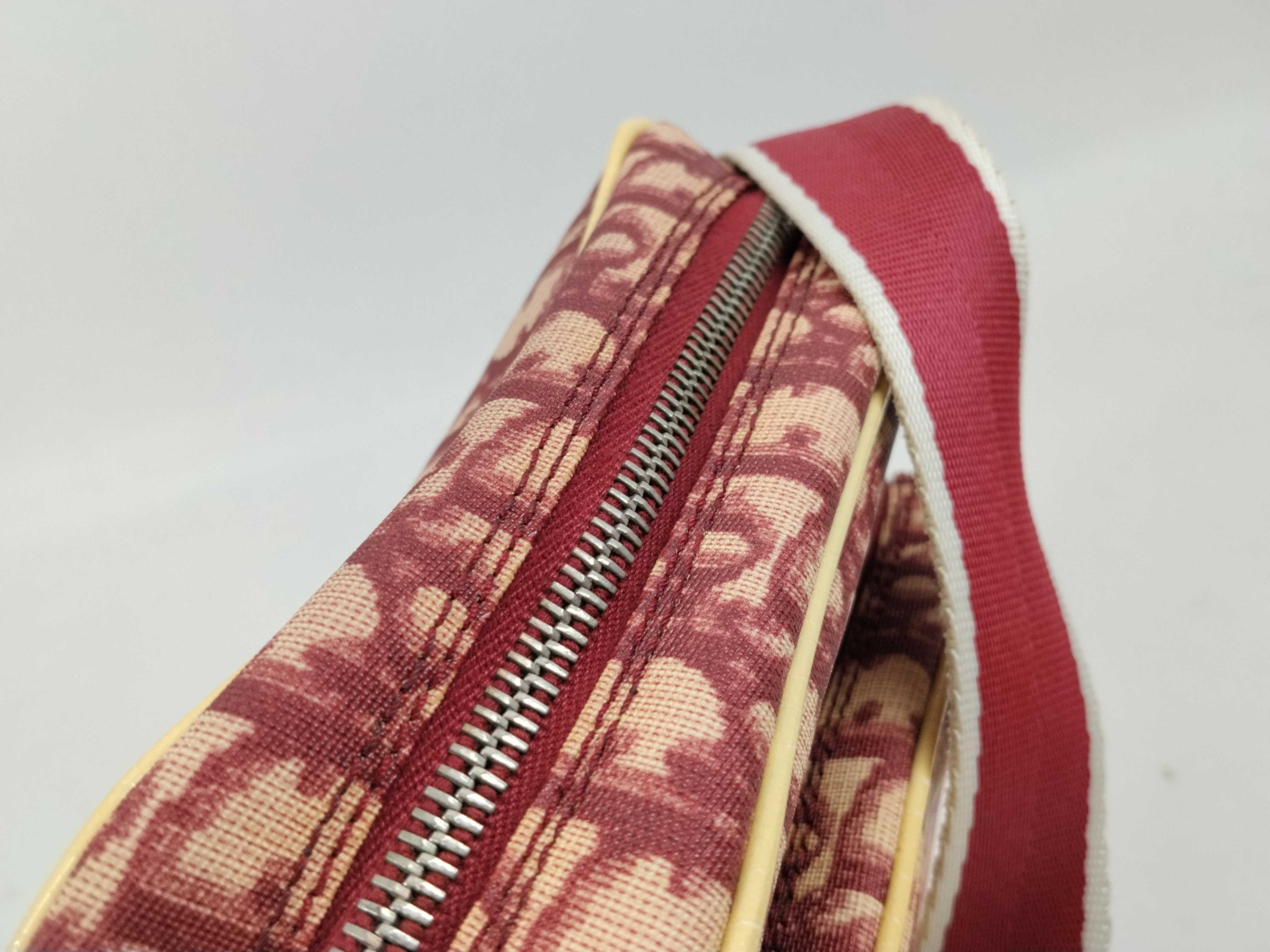 Trotter No. 1 Shoulder Bag — view 8