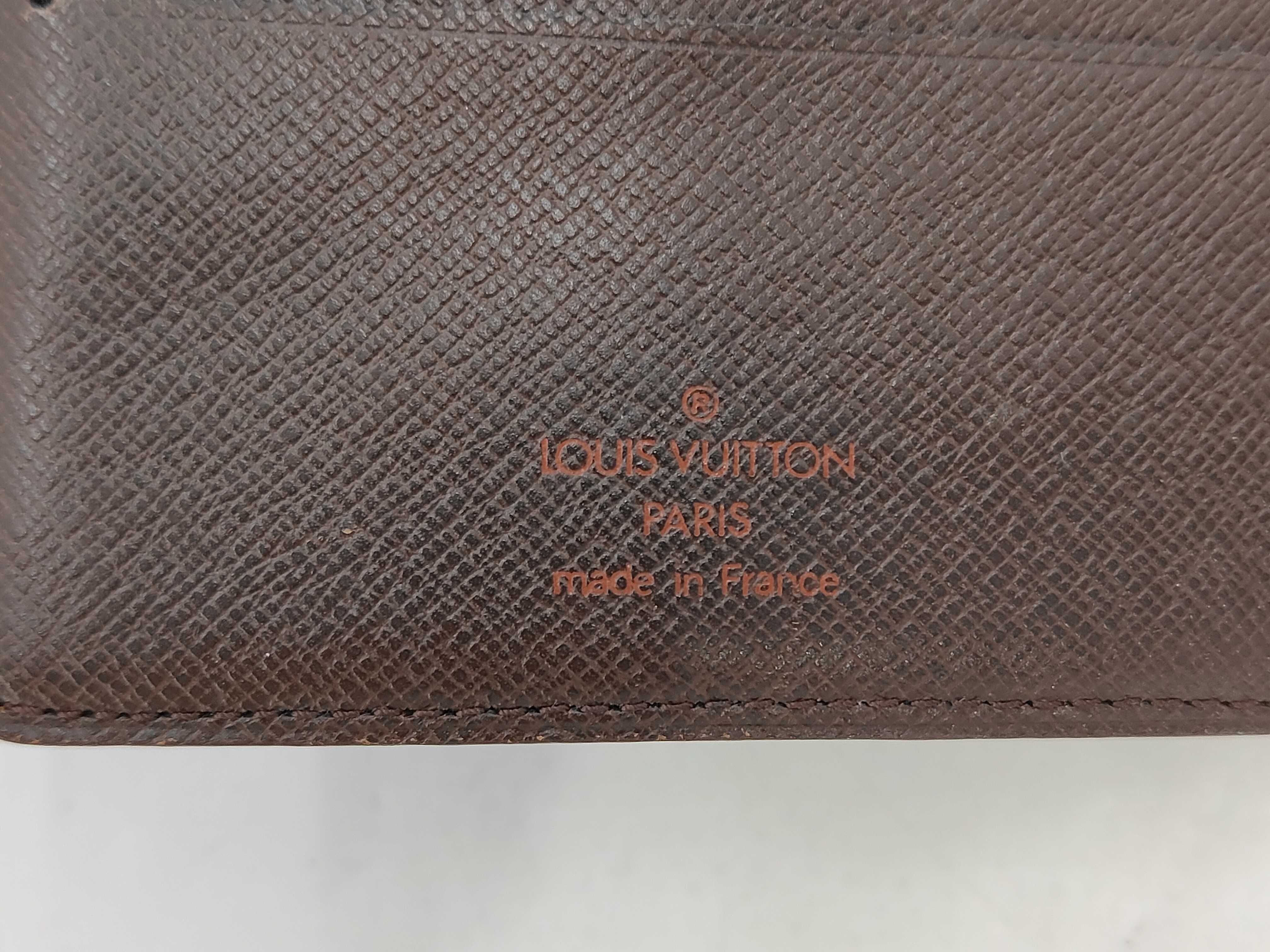 Damier Bi-fold Wallet — view 6
