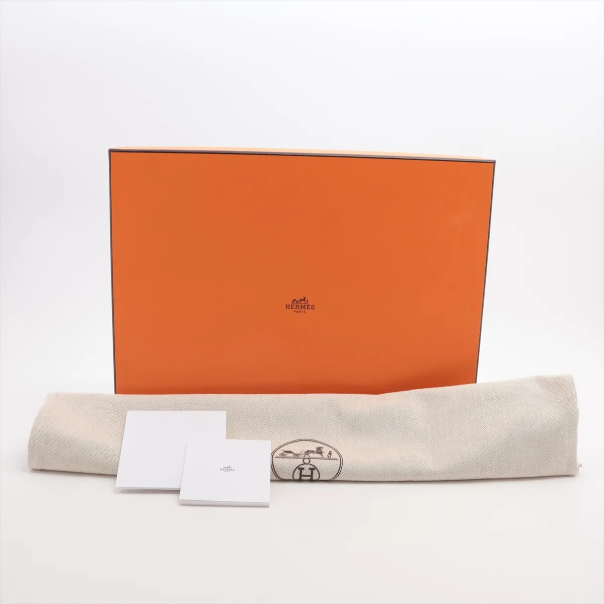 [Individually wrapped] Hermes in the Loop 23 Taurillon Clemence Nata Silver hardware B:2023 — view 12