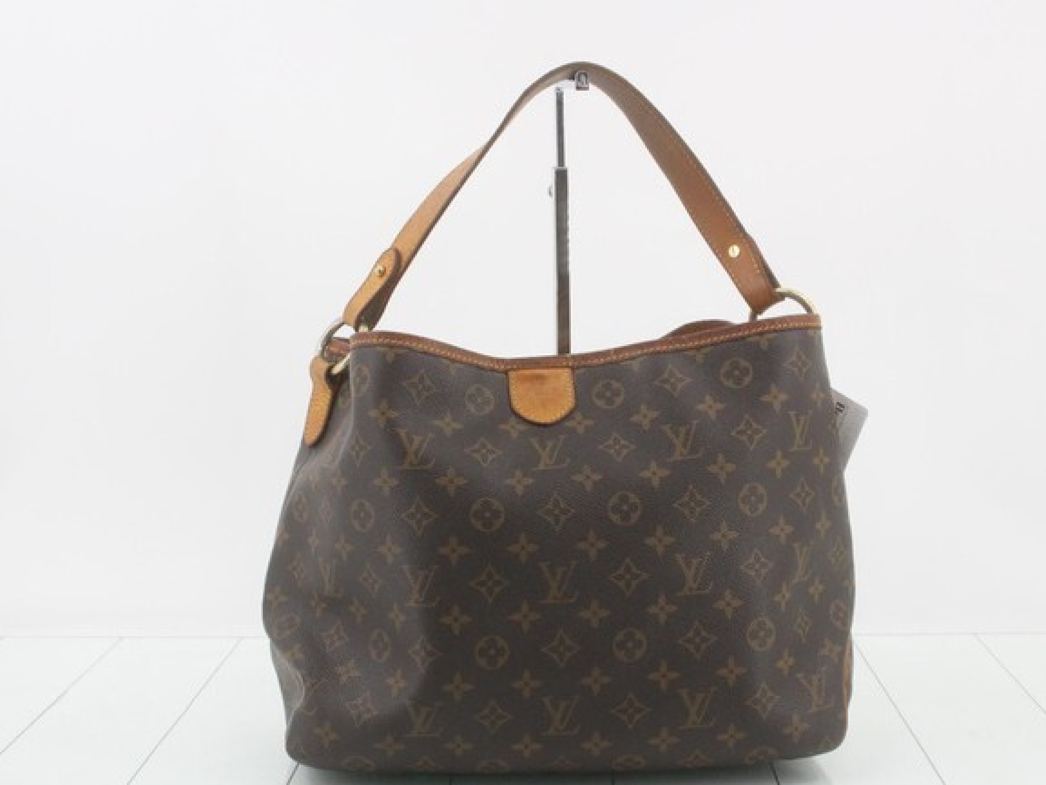 Delightful Shoulder Bag