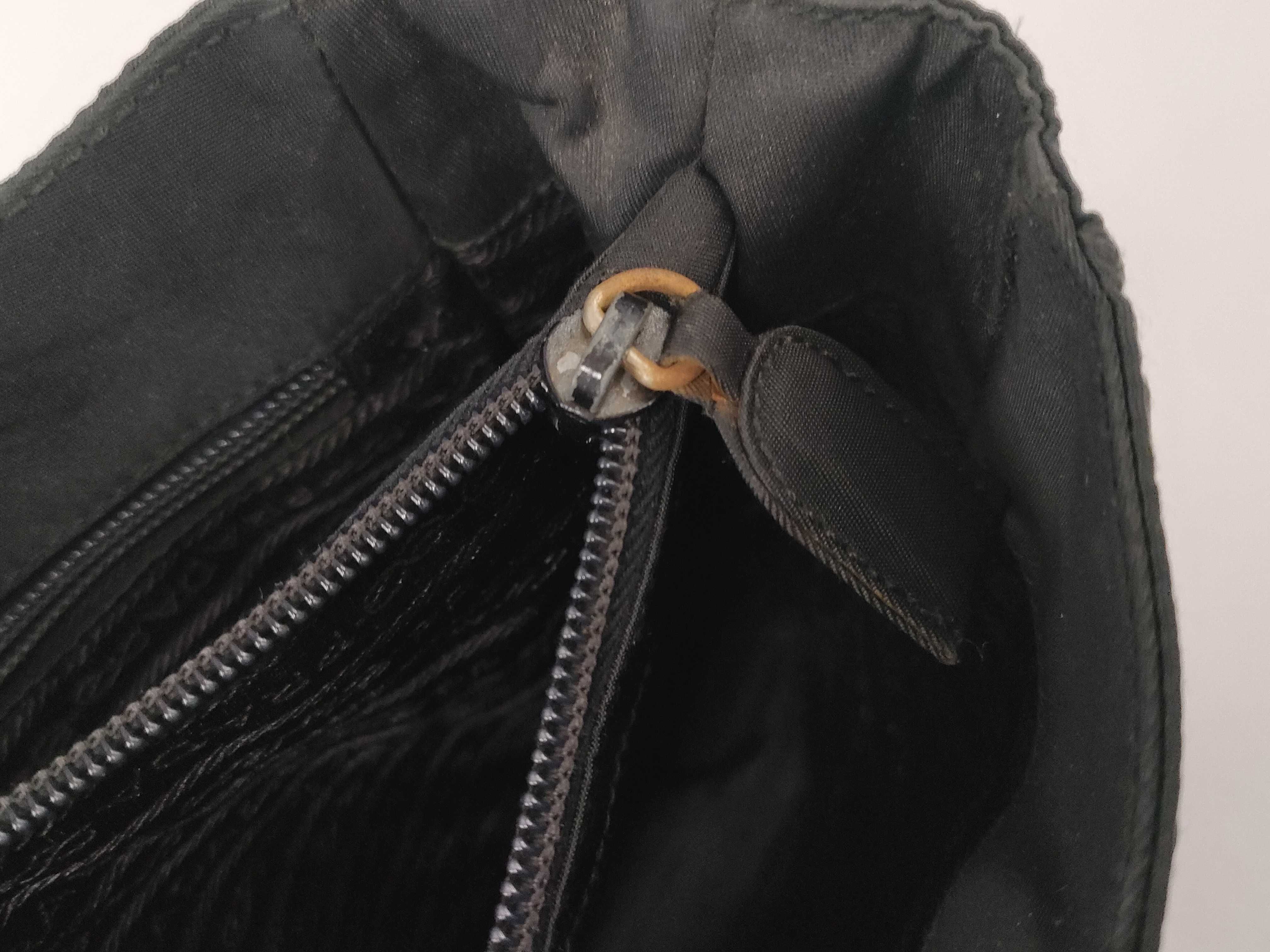 Nylon Triangle Logo Handbag (IY9107) Handbag — view 12
