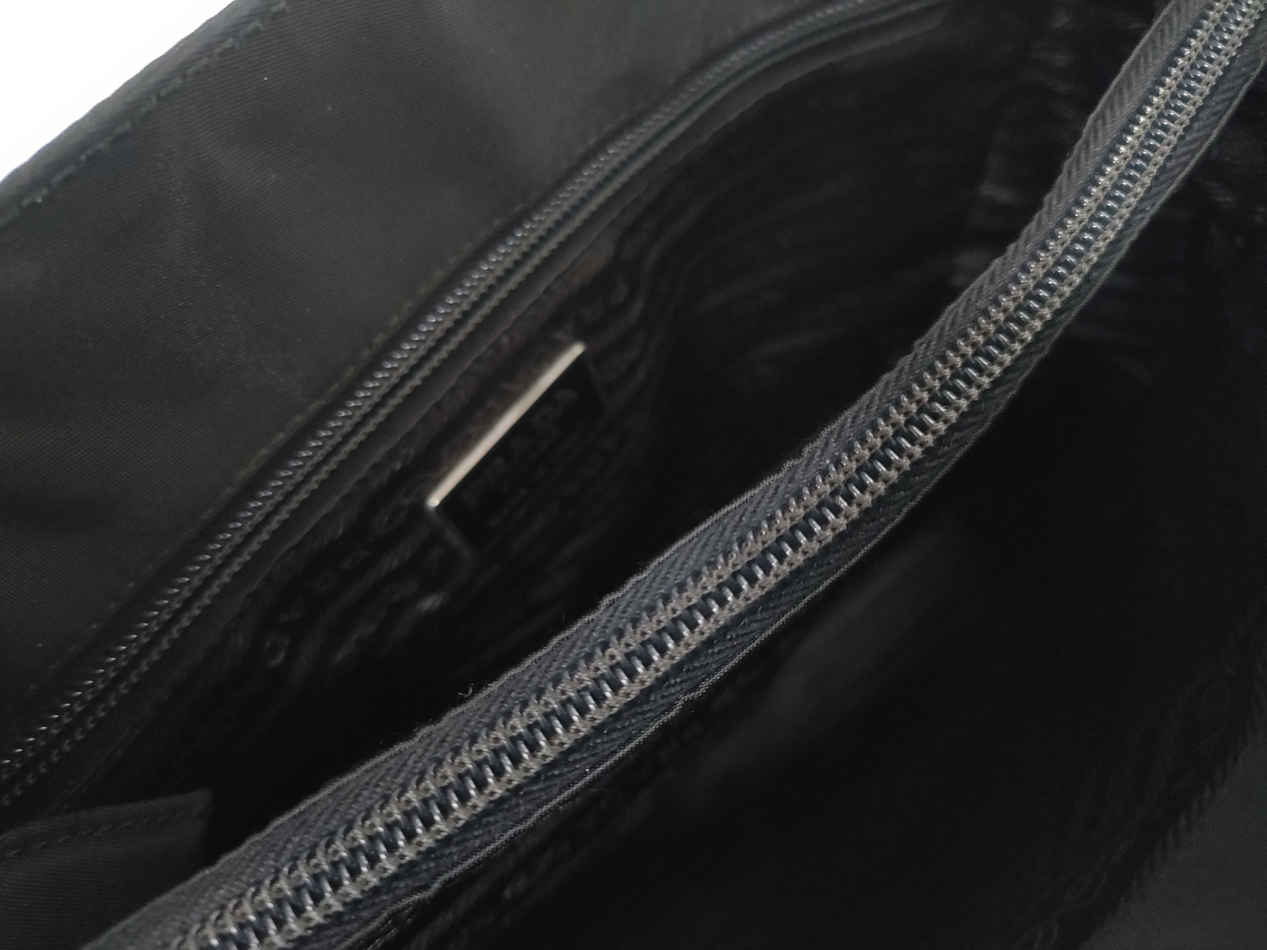 Nylon Triangle Logo Handbag (IY9107) Handbag — view 10