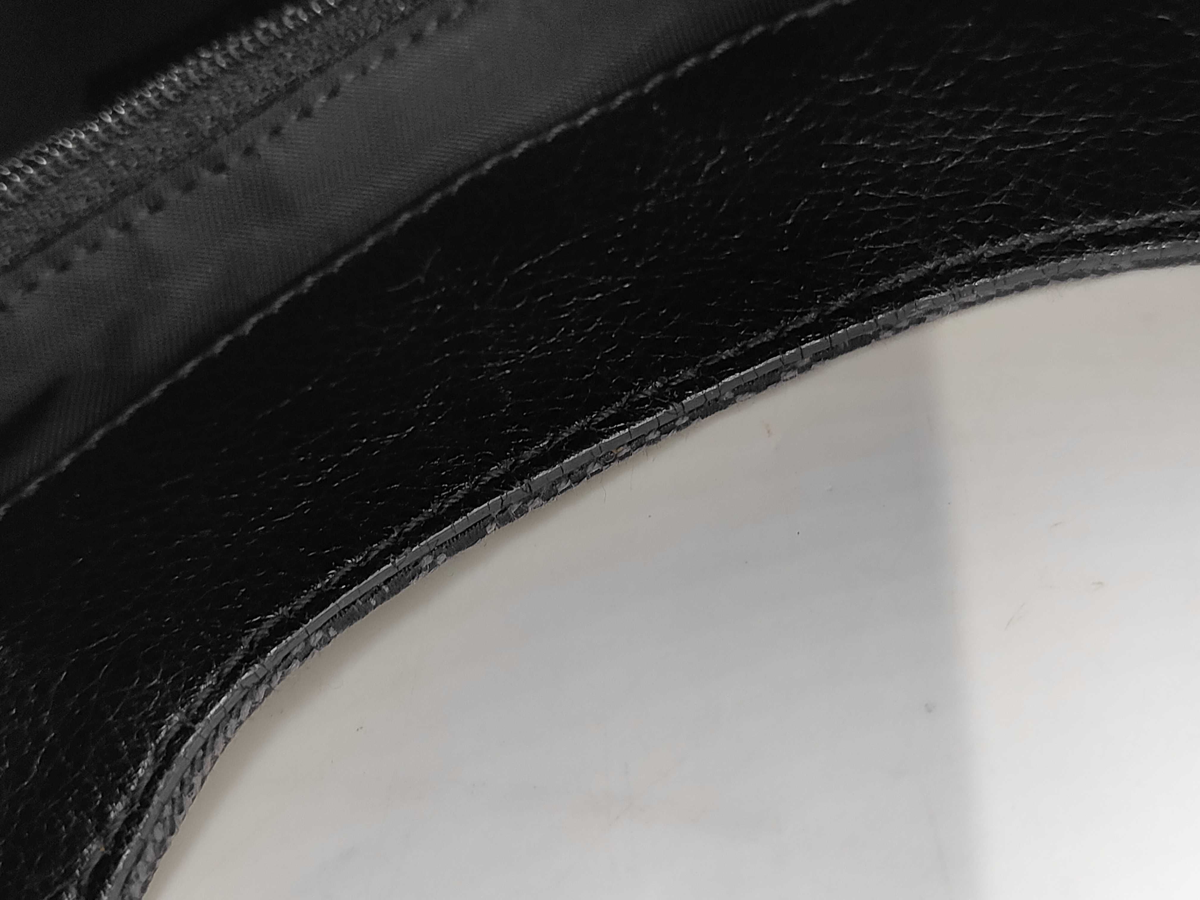 GG Canvas Hobo Bag Shoulder Bag — view 10