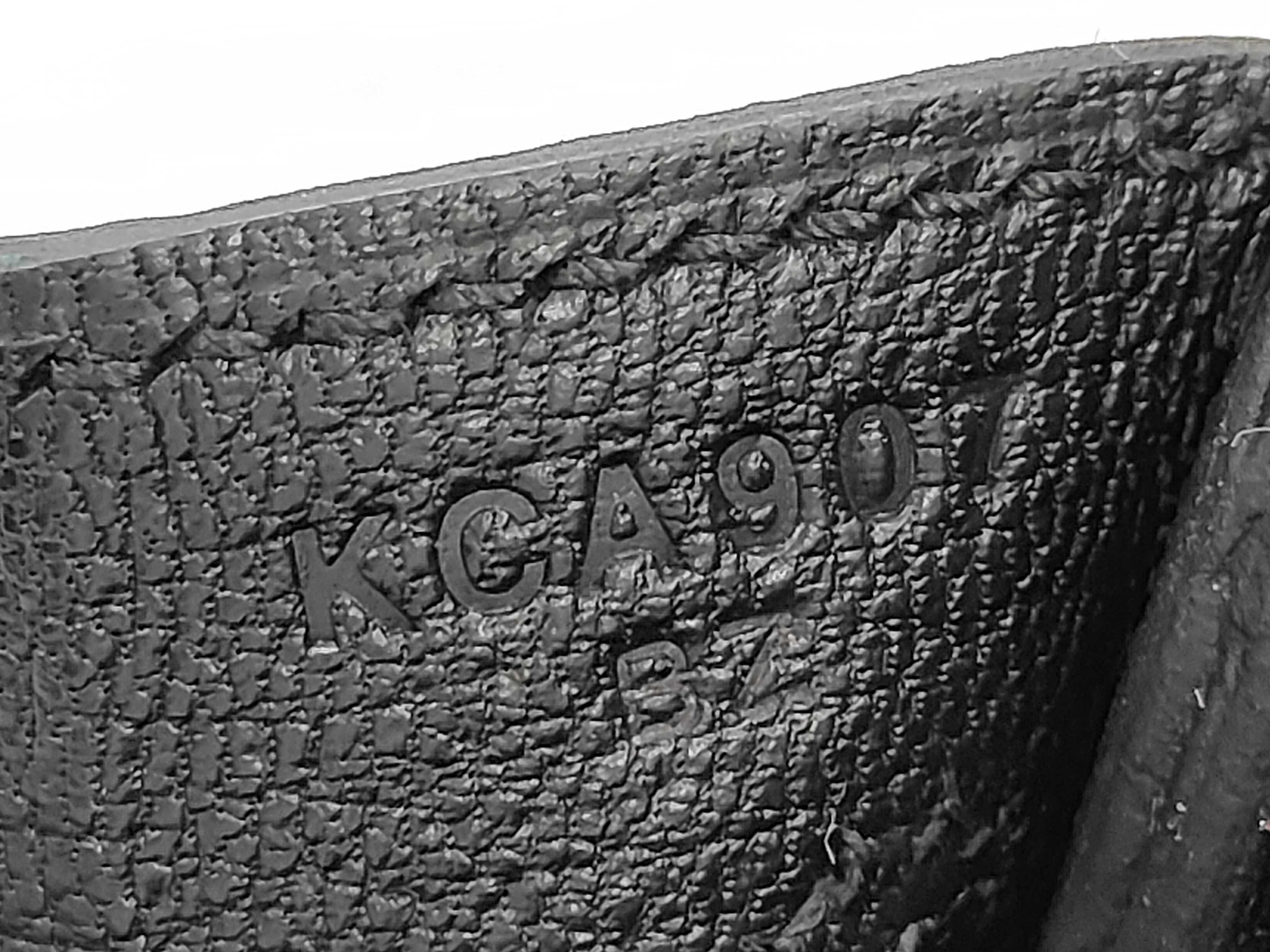 Birkin 25 Togo Black SS K Stamp Handbag — view 10